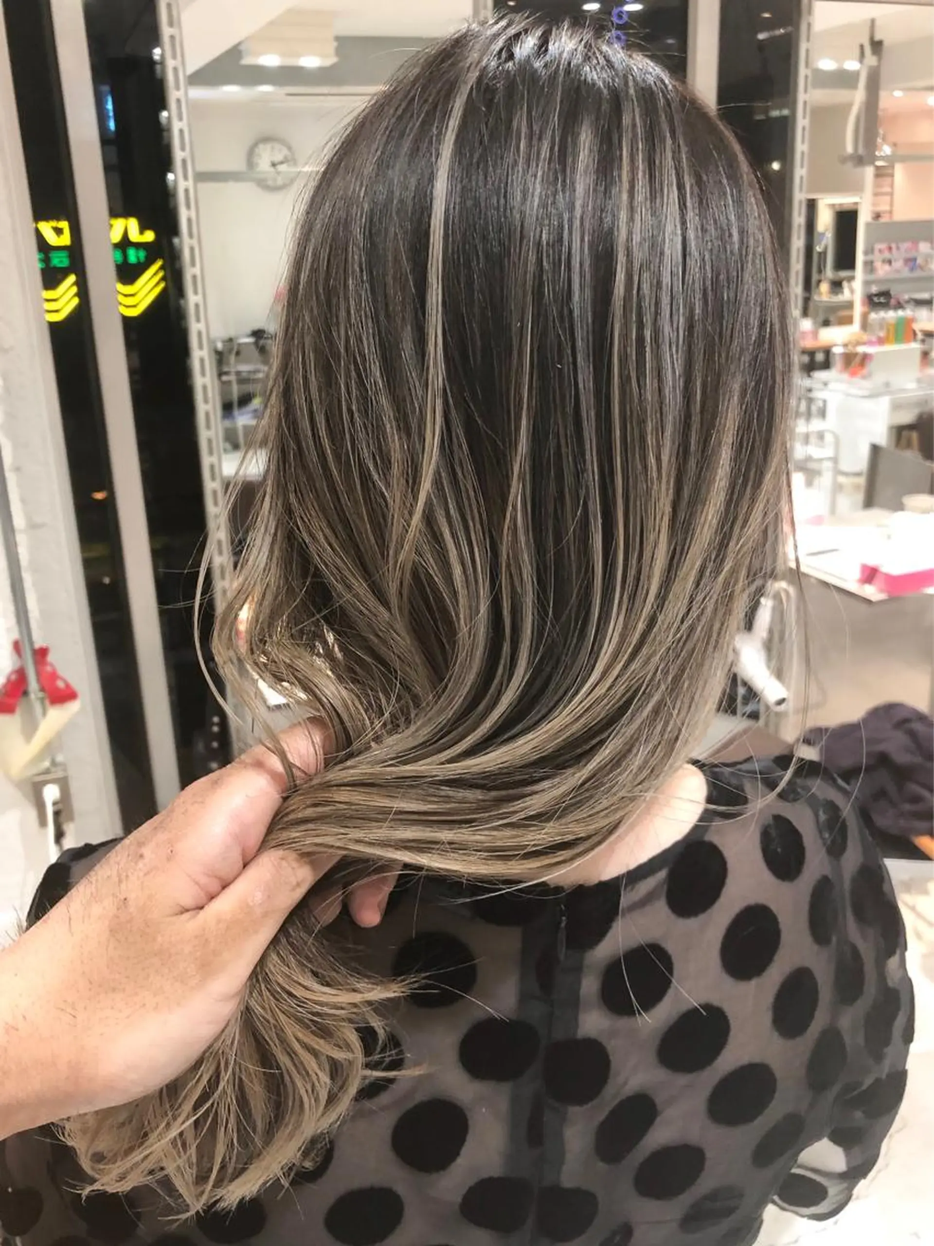 ロング カラー welring hair salon所属・welring hair salonのヘアスタイル