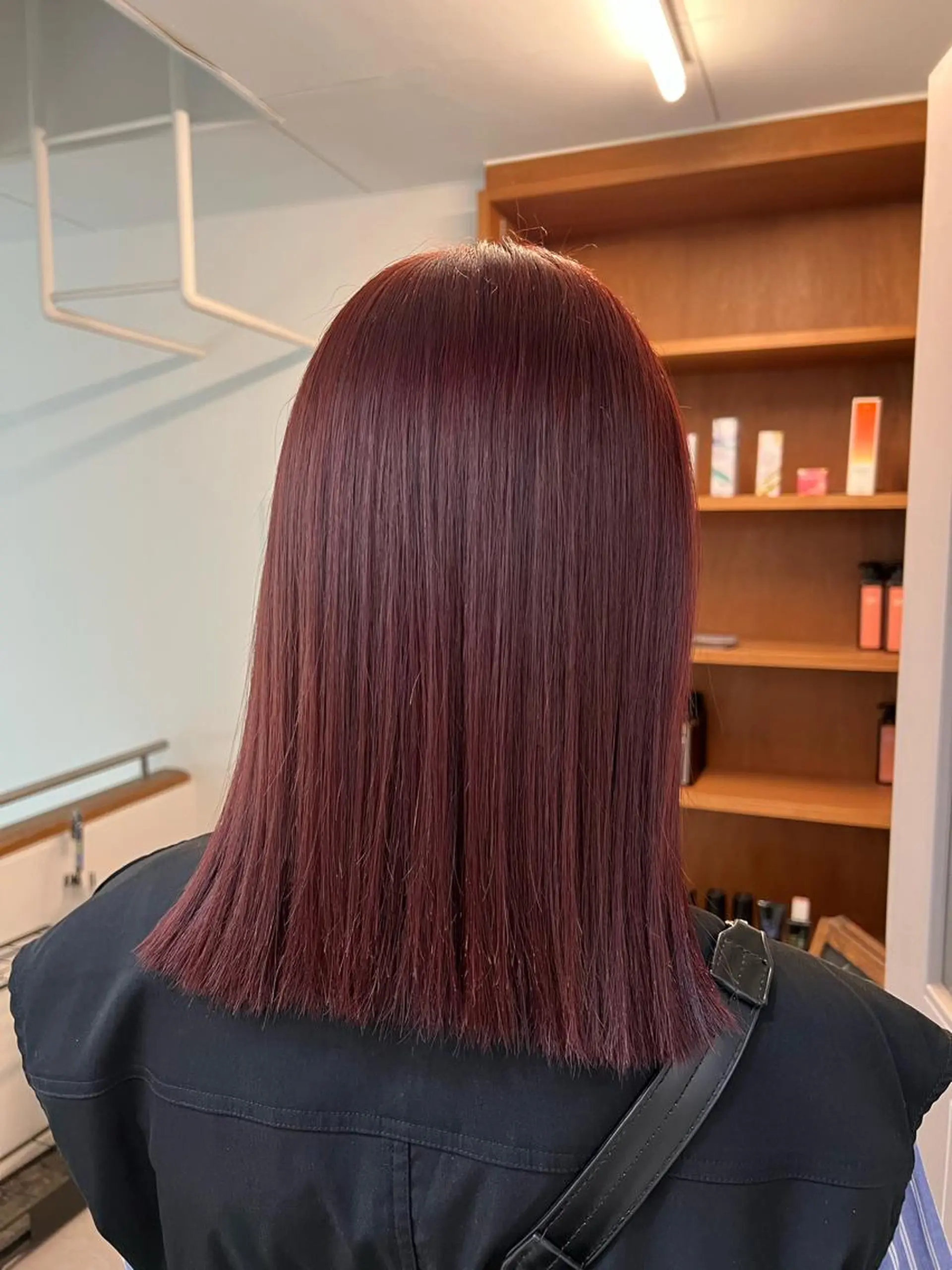 セミロング カラー Ami ブリーチ/ハイトーンのヘアスタイル