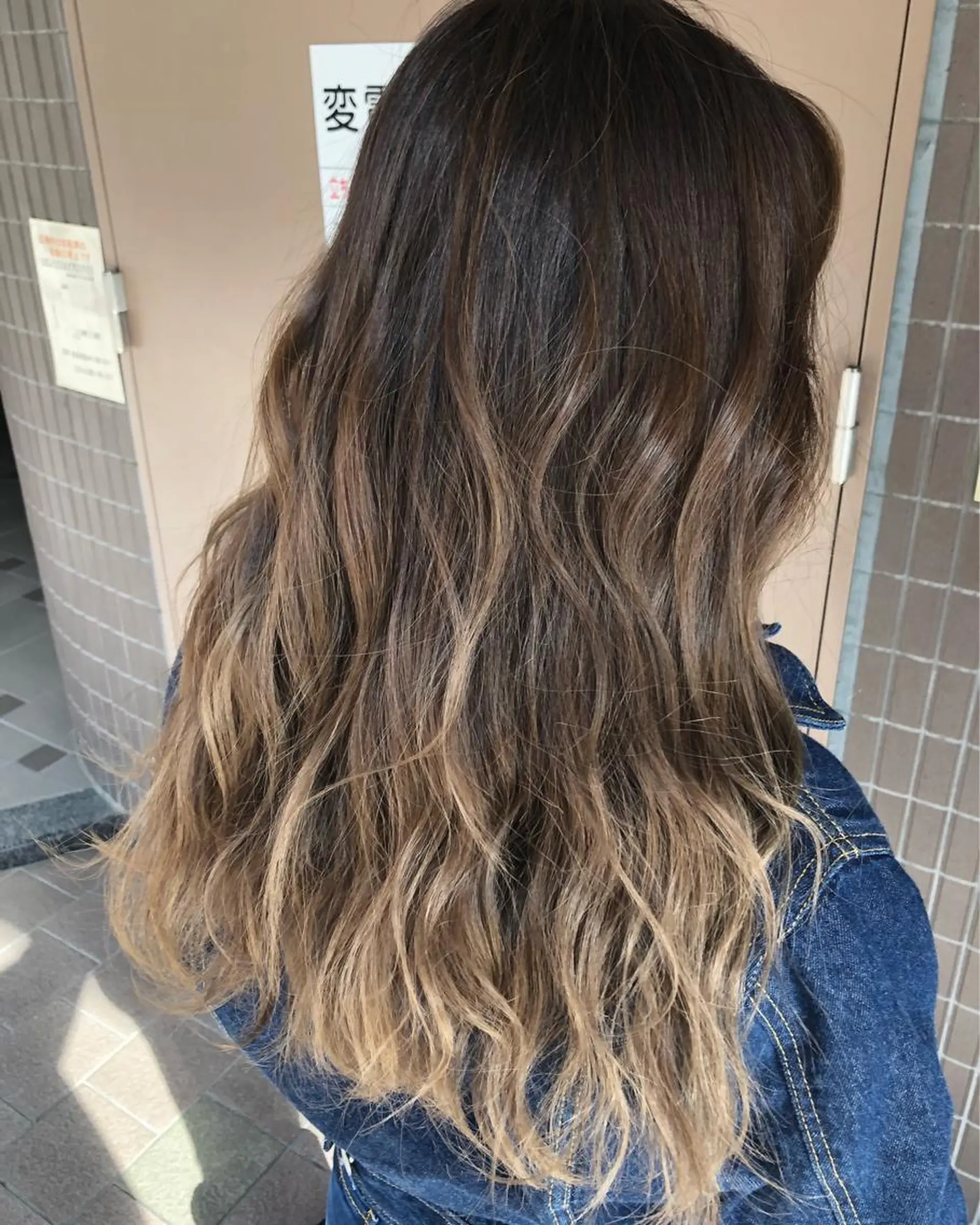 カラー ブリーチ 後藤 陽花子のヘアスタイル