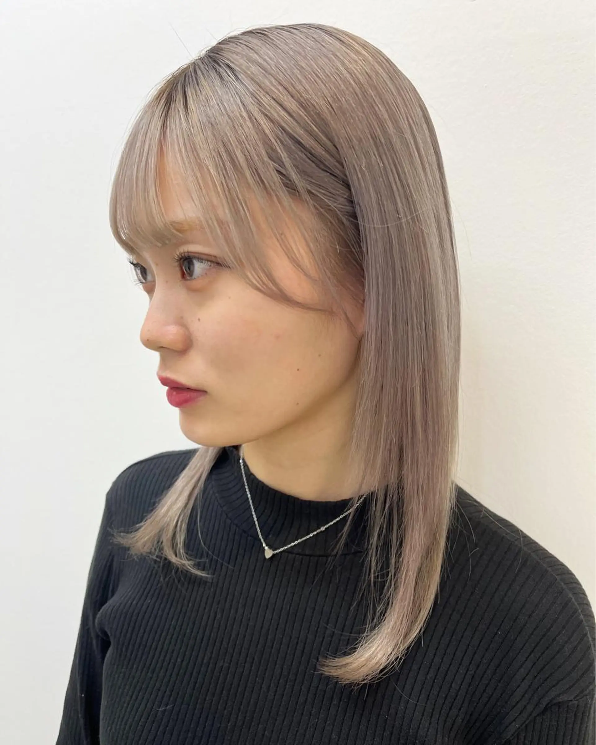 ミディアム ハルカ/ fit standのヘアスタイル