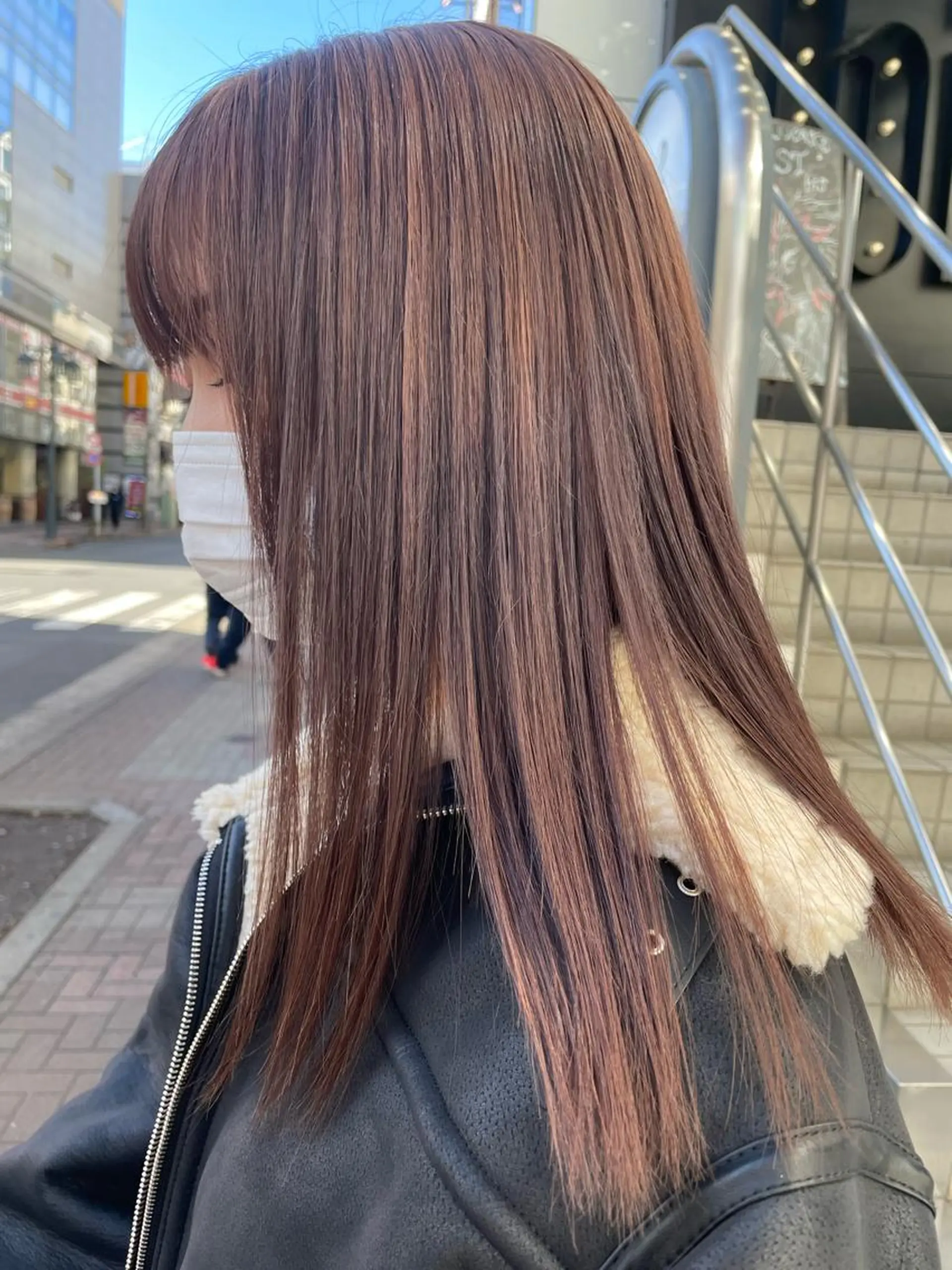 セミロング カラー ベージュカラー ダブルカラー ヘアカラー トリートメント 韓国ヘア🦋 MIYUのヘアスタイル