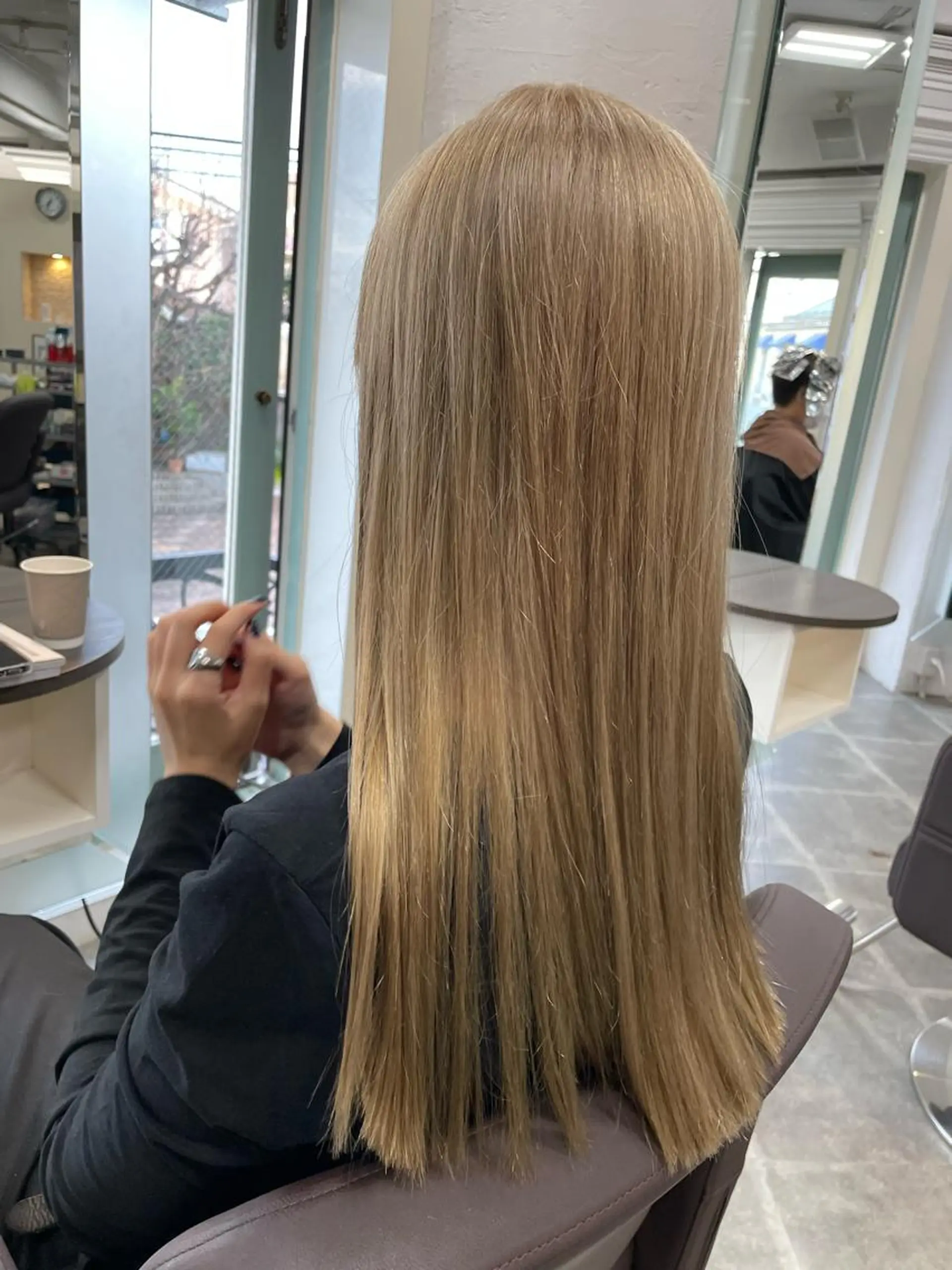 ロング カラー カット ヘアカラー トリートメント 平 ちひろのヘアスタイル