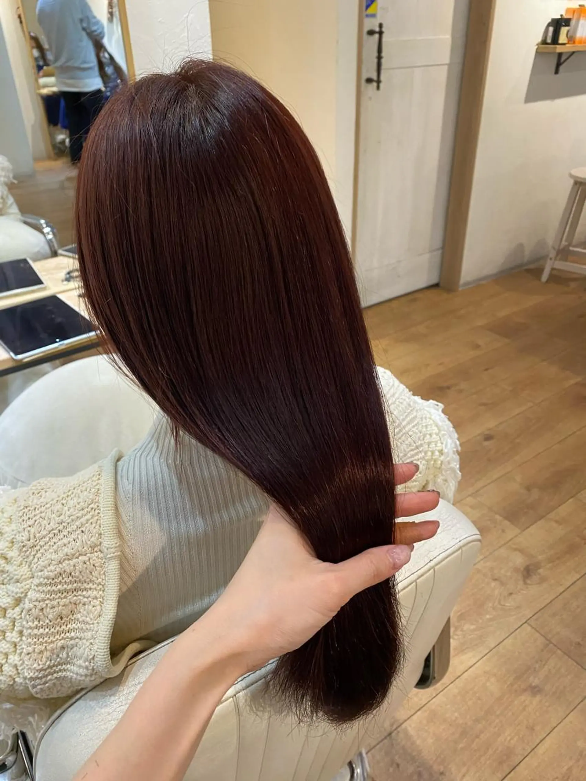 ロング カラー イルミナカラー ピンクカラー トリートメント カット ヘアカラー トリートメント newi 京橋 【yuuki】のヘアスタイル