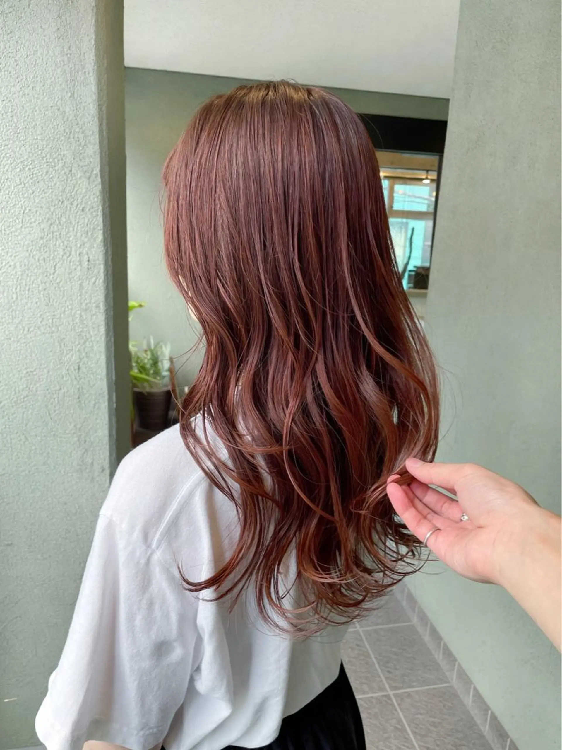 ロング カラー オレンジ オレンジピンク ピンクカラー HIROKI ” stylistのヘアスタイル