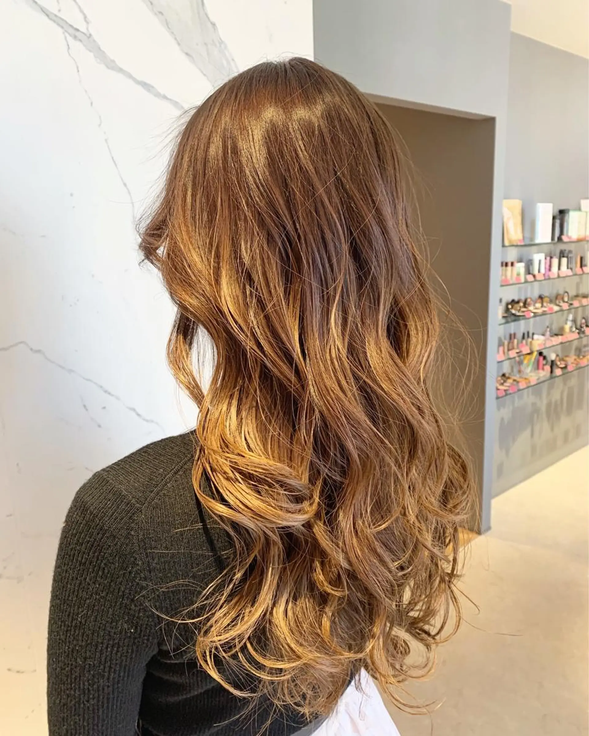 ロング カラー パーマ ヘアアレンジ メンズ キッズ ネイル マツエク・マツパ ベージュカラー 黒髪 グレージュ ナチュラル ボブ カット ヘアカラー 角床直哉 カラーカットNO 1のヘアスタイル