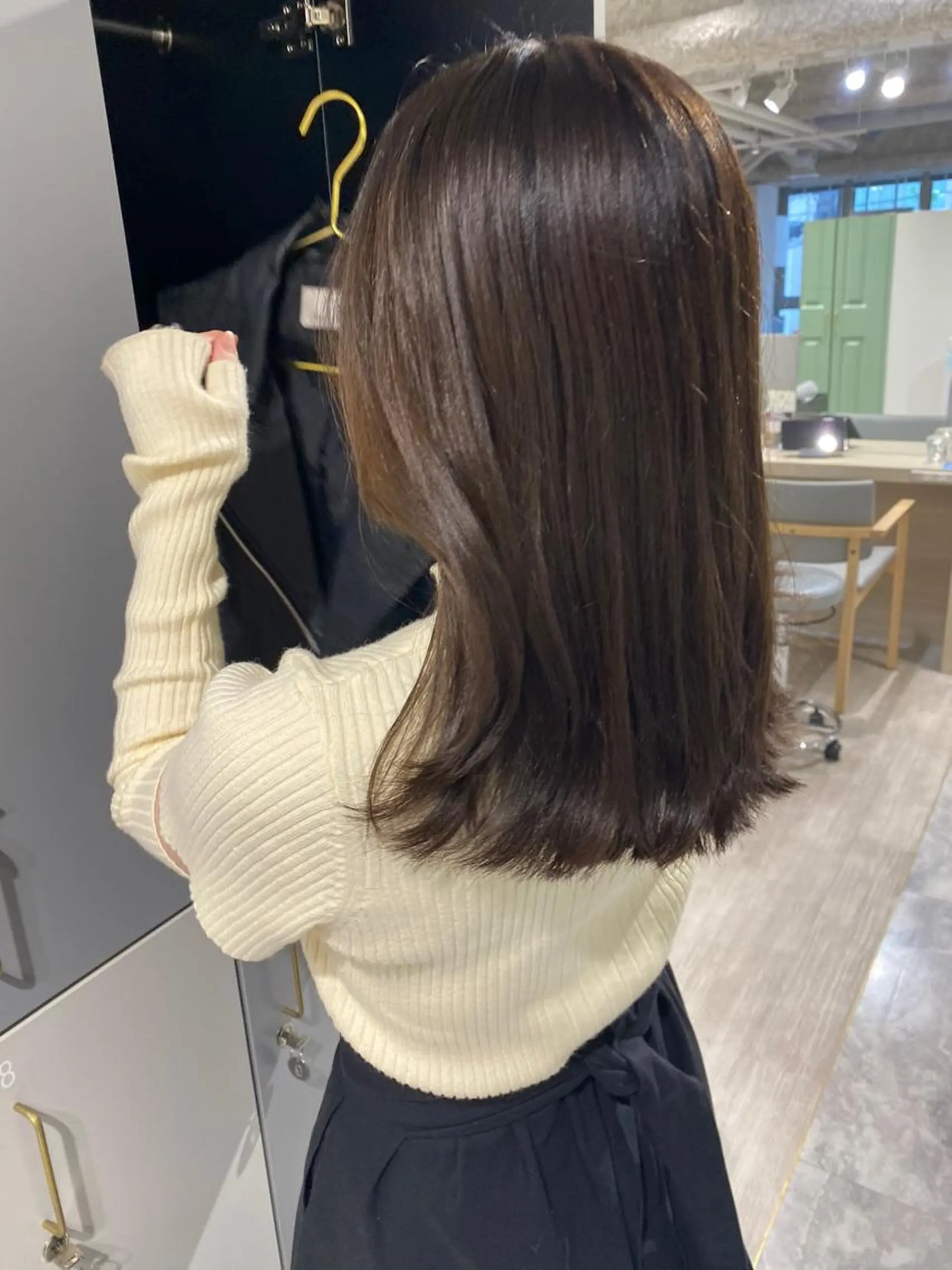 ミディアム カラー グレージュ 髪質改善 ヘアカラー トリートメント LOVESTOIKE 堂本のヘアスタイル