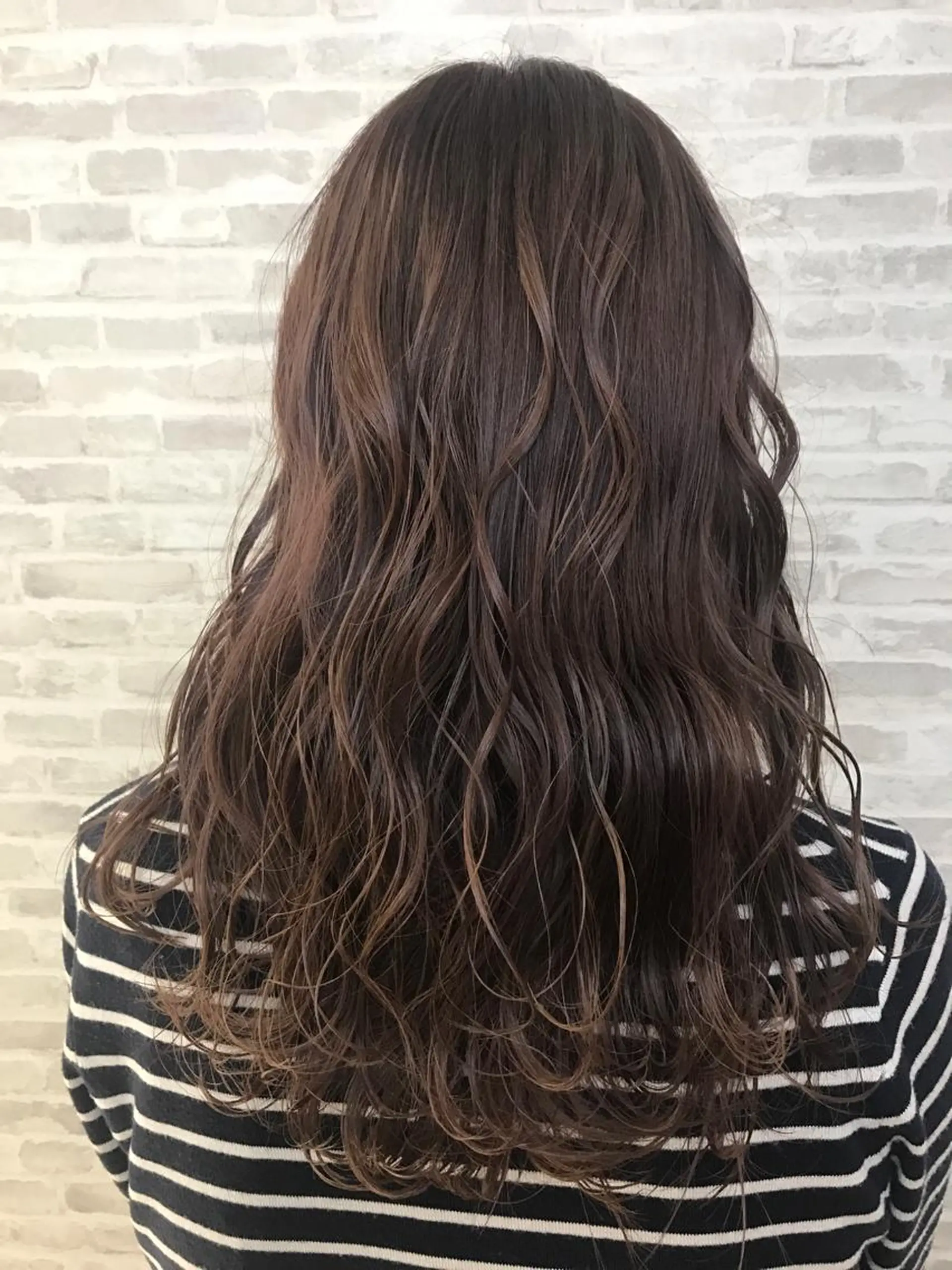 セミロング カラー 小金丸 里沙のその他イメージ