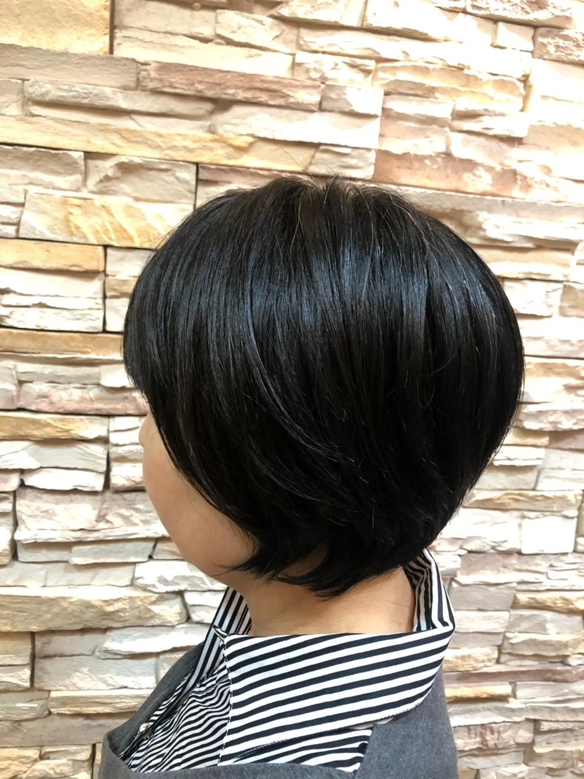 ショート 本多 美羽のヘアスタイル