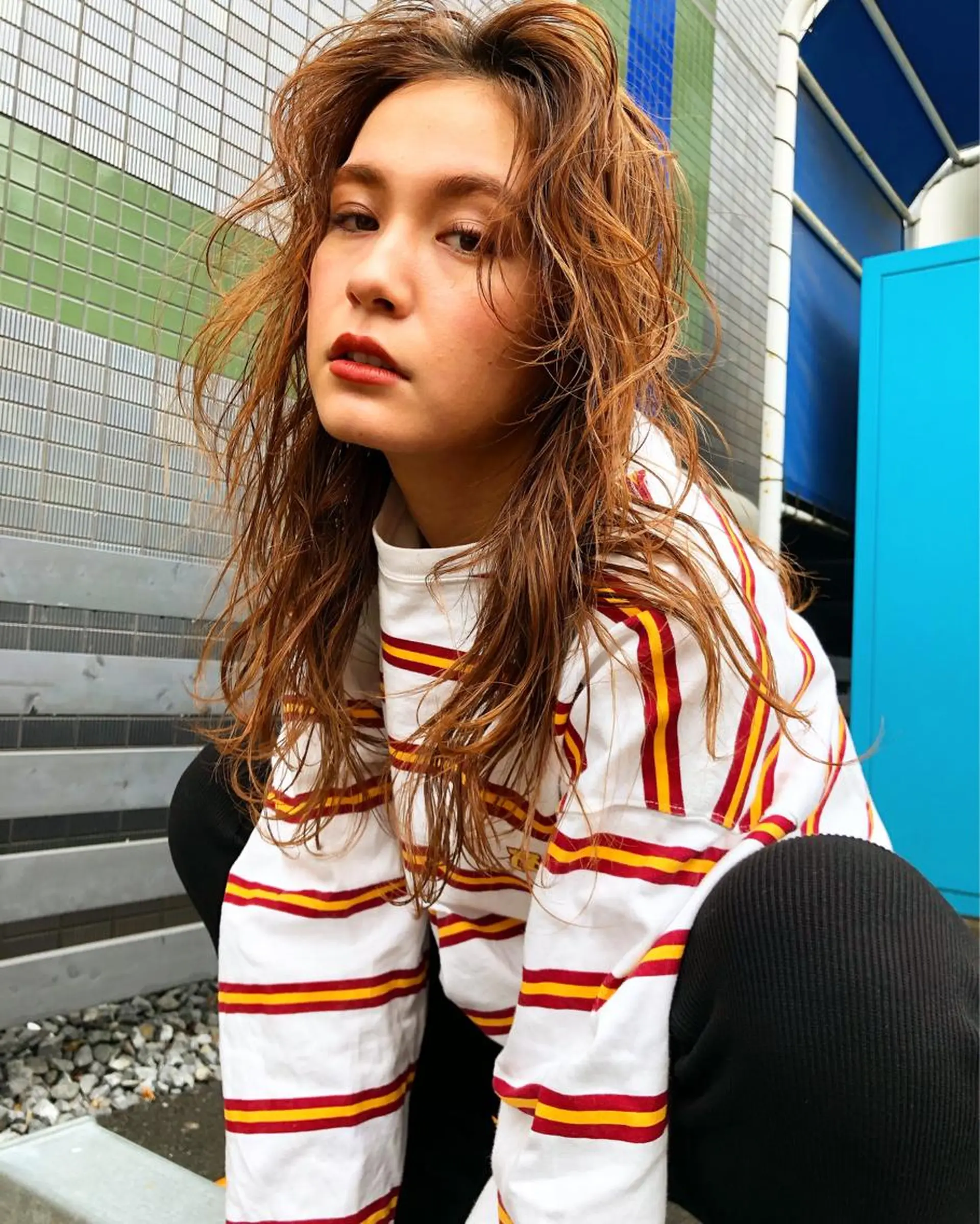 ロング カラー 顔周りレイヤー/韓国 ブリーチminamiのヘアスタイル