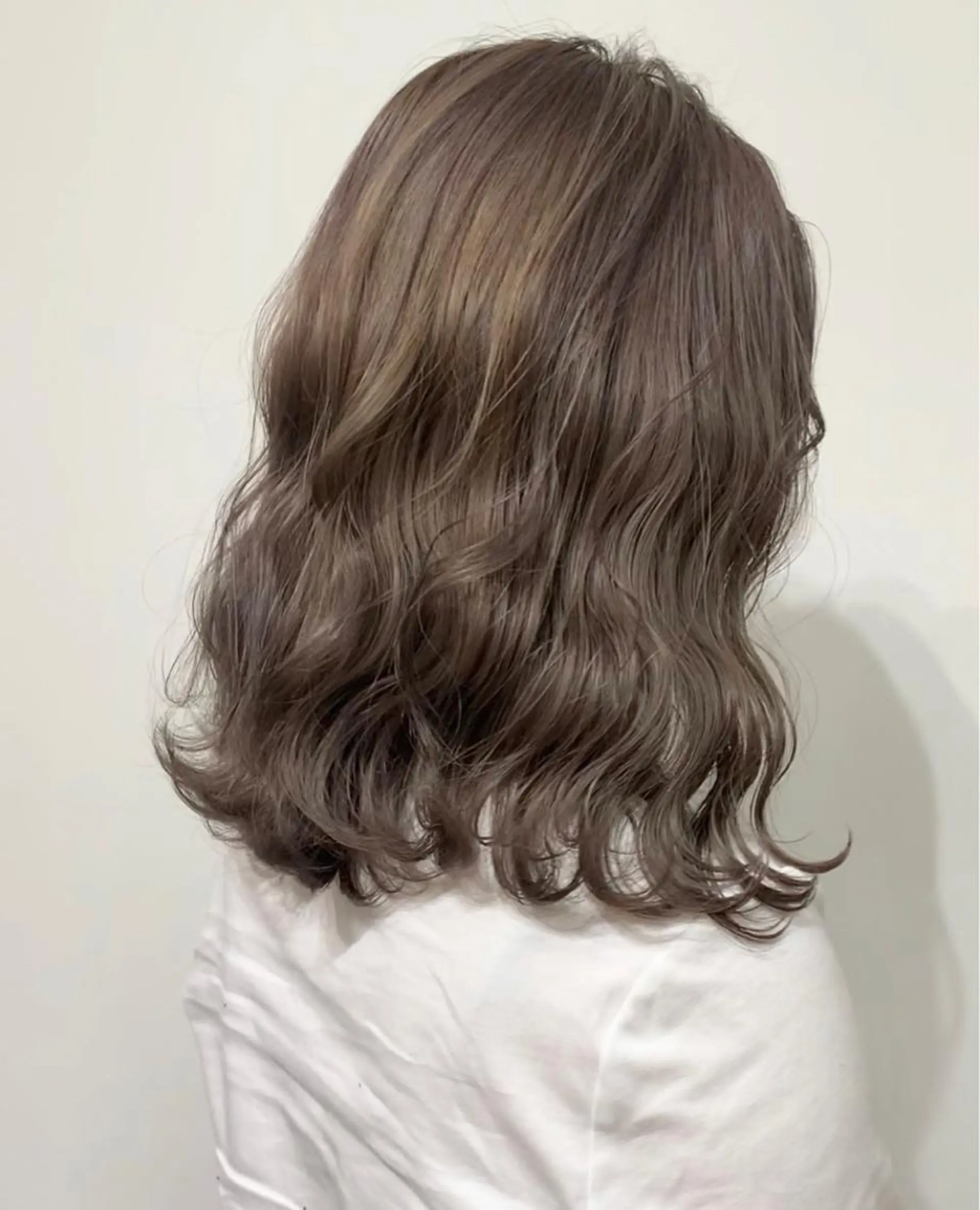 セミロング カラー ヘアカラー トリートメント レイヤー/顔周り /AKARIのヘアスタイル