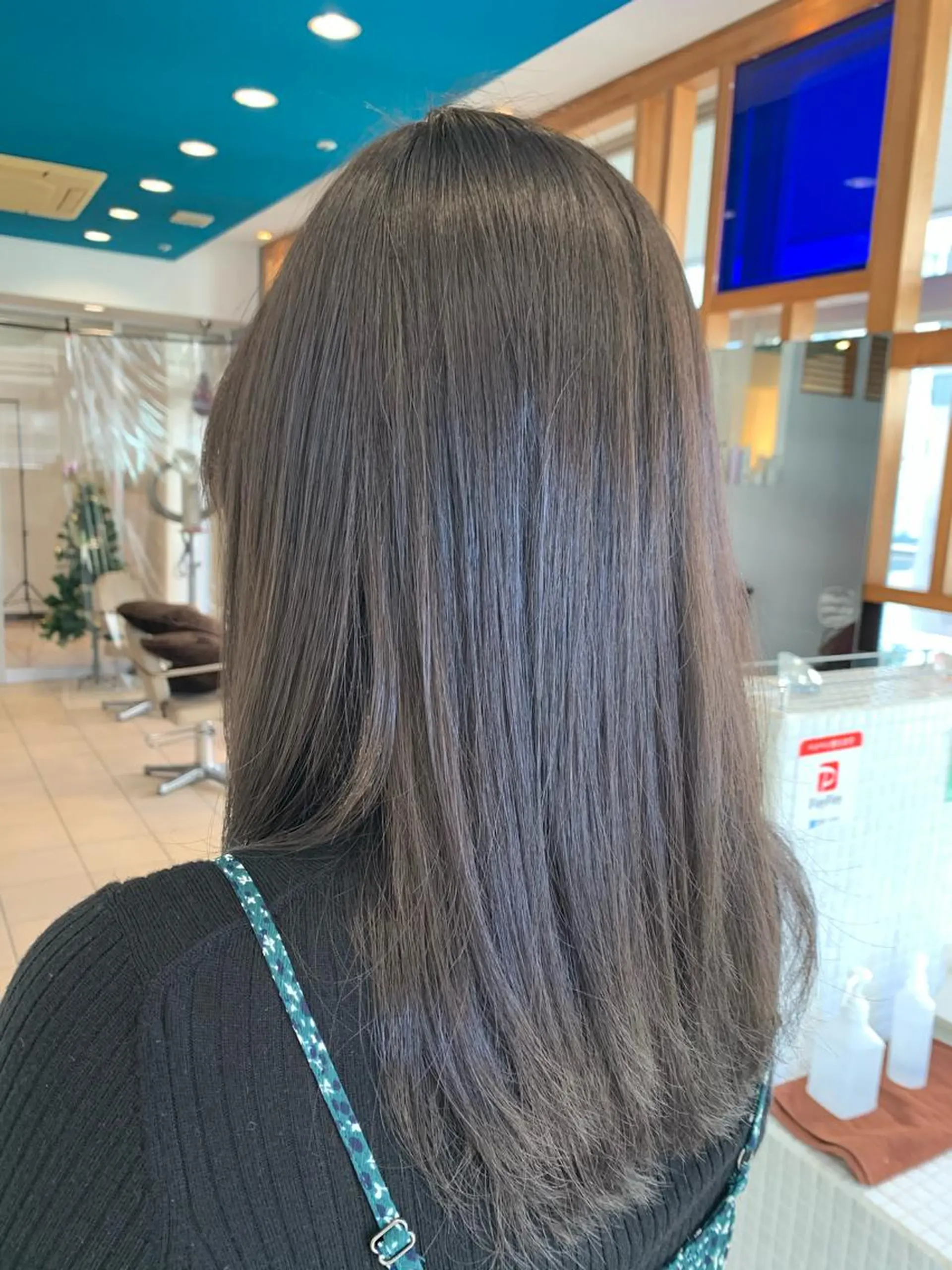 セミロング カラー ブリーチ 透明感カラー ブリーチなしカラー 松戸　kiju オーナースタイリストのヘアスタイル