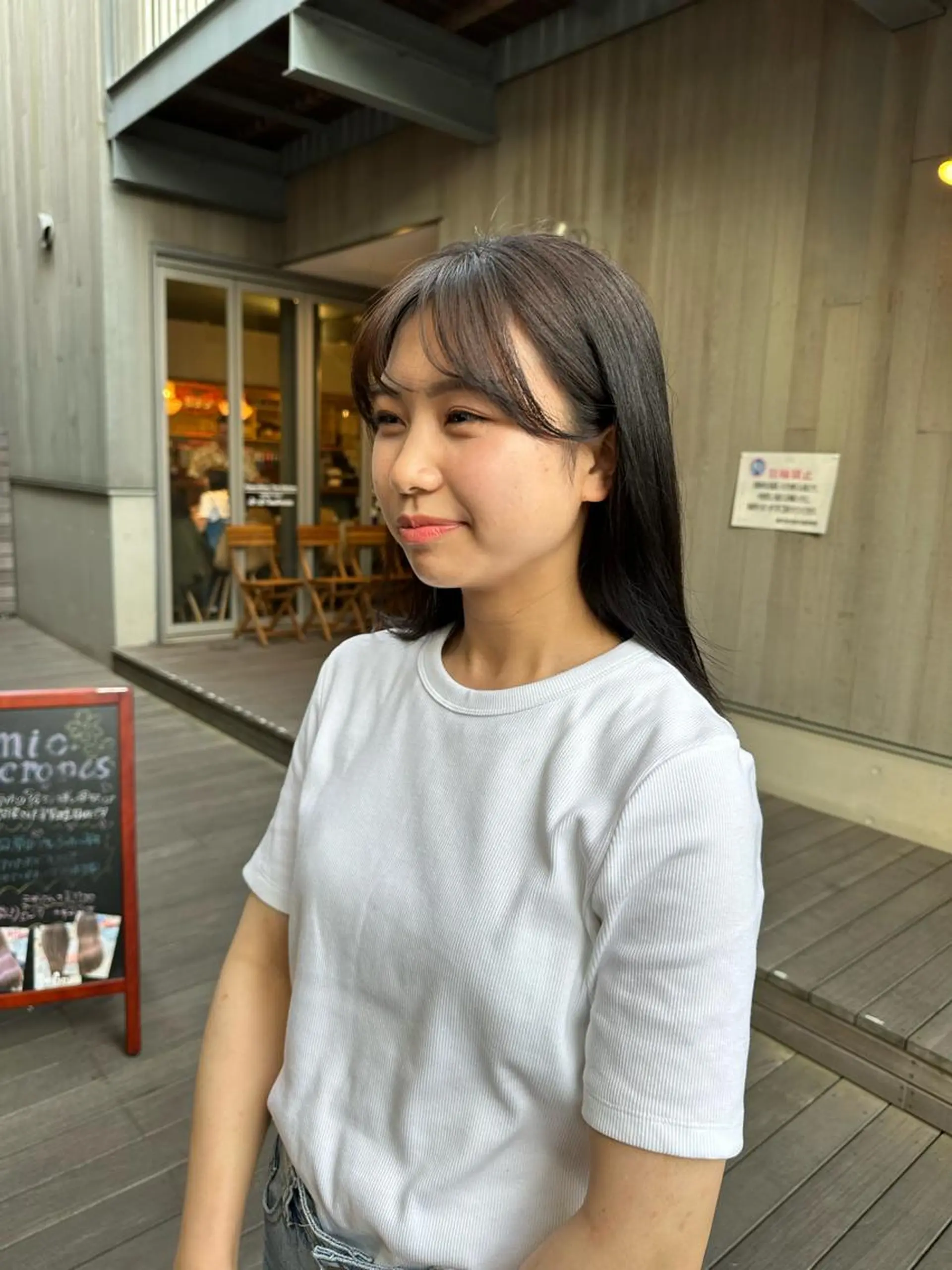 セミロング カラー 似合わせレイヤー 海外風レイヤーmioのヘアスタイル