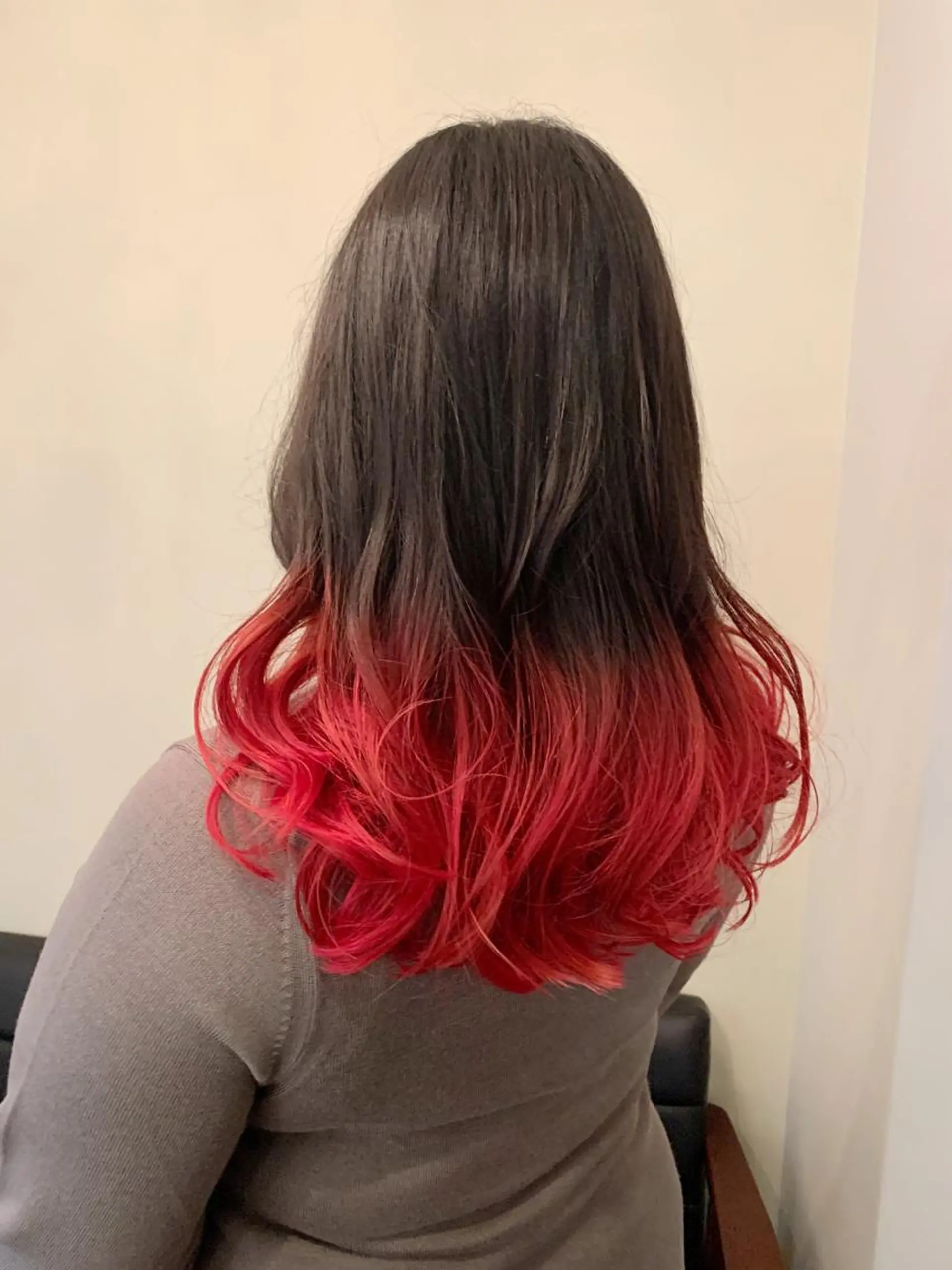 セミロング カット ヘアカラー リンネ 甲東園のヘアスタイル