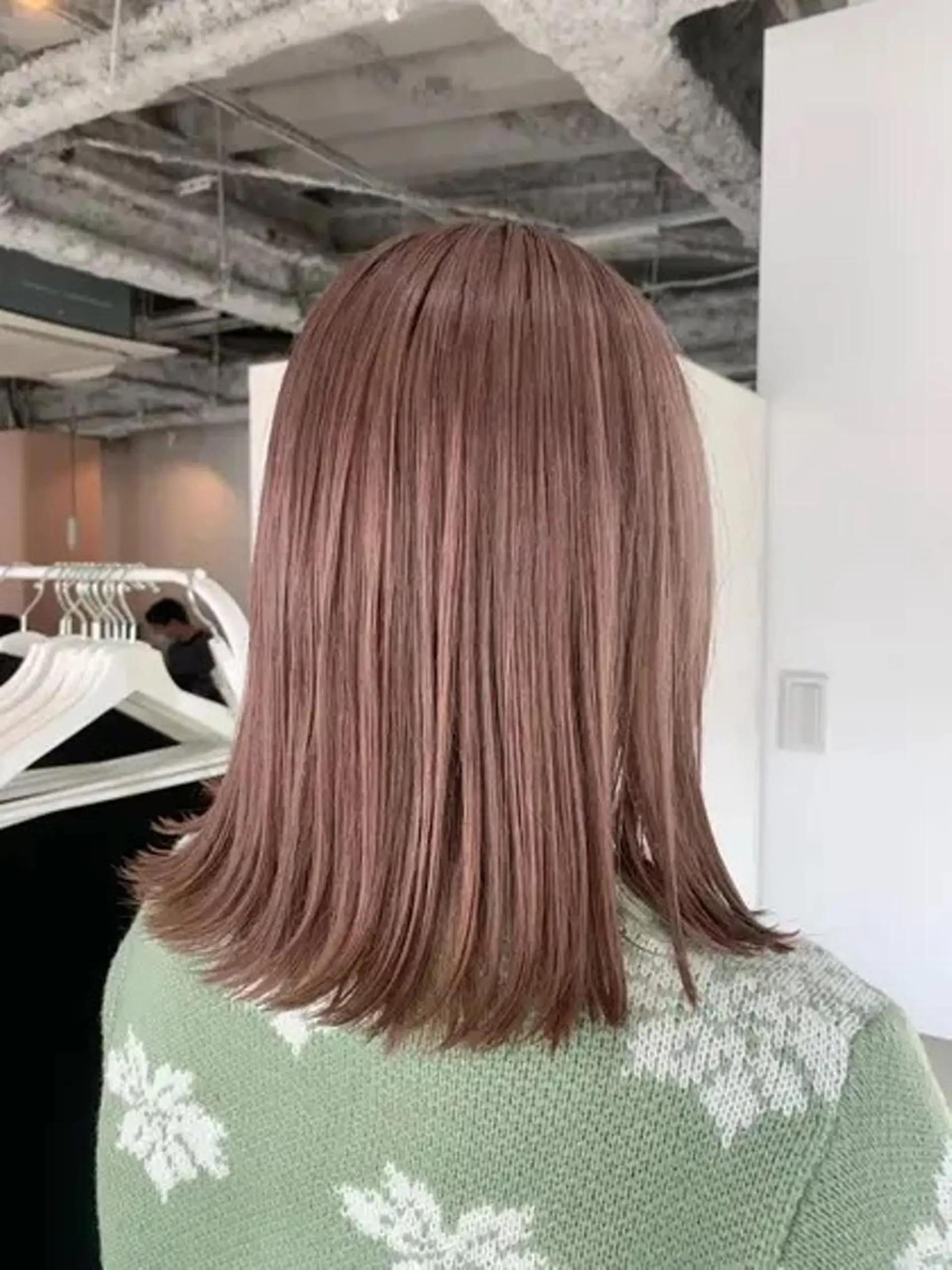 ミディアム カラー パーマ ショートボブ ミディアムパーマ アディクシーカラー ブリーチ ケアブリーチ カット ヘアカラー トリートメント CEINE OURのヘアスタイル