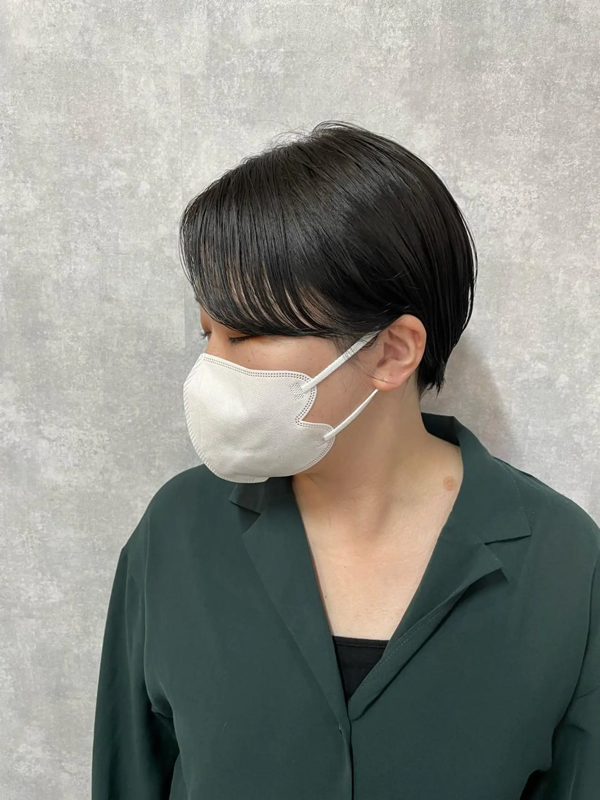 ショート 切りっぱなしボブ ショートボブ ハンサムショート 丸みショート アッシュ カット ヘアカラー トリートメント C’LD hair  produce /シールドヘア所属・モテ髪/ボブ/ショー ト/アダチフウトのヘアスタイル