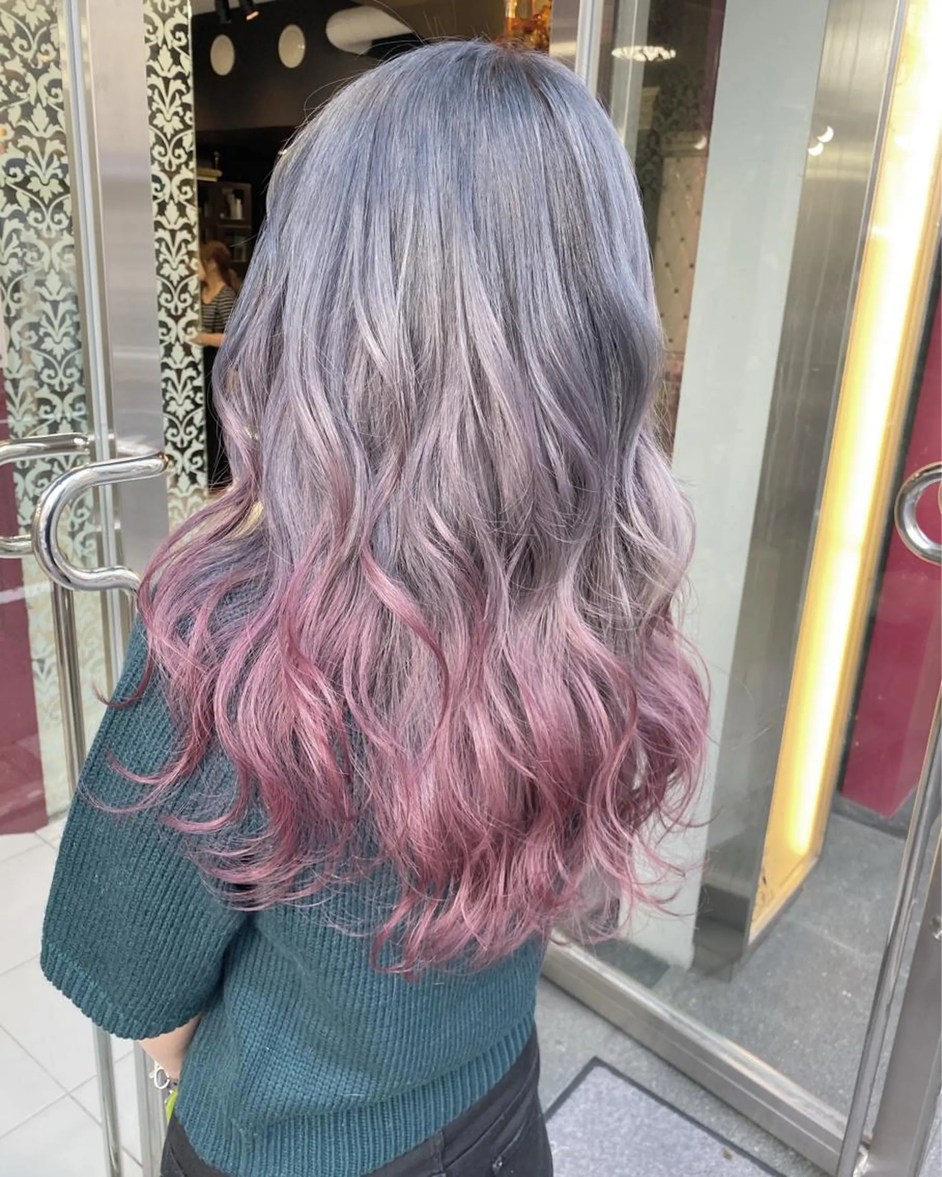 ロング トップスタイリスト 小澤純一のヘアスタイル