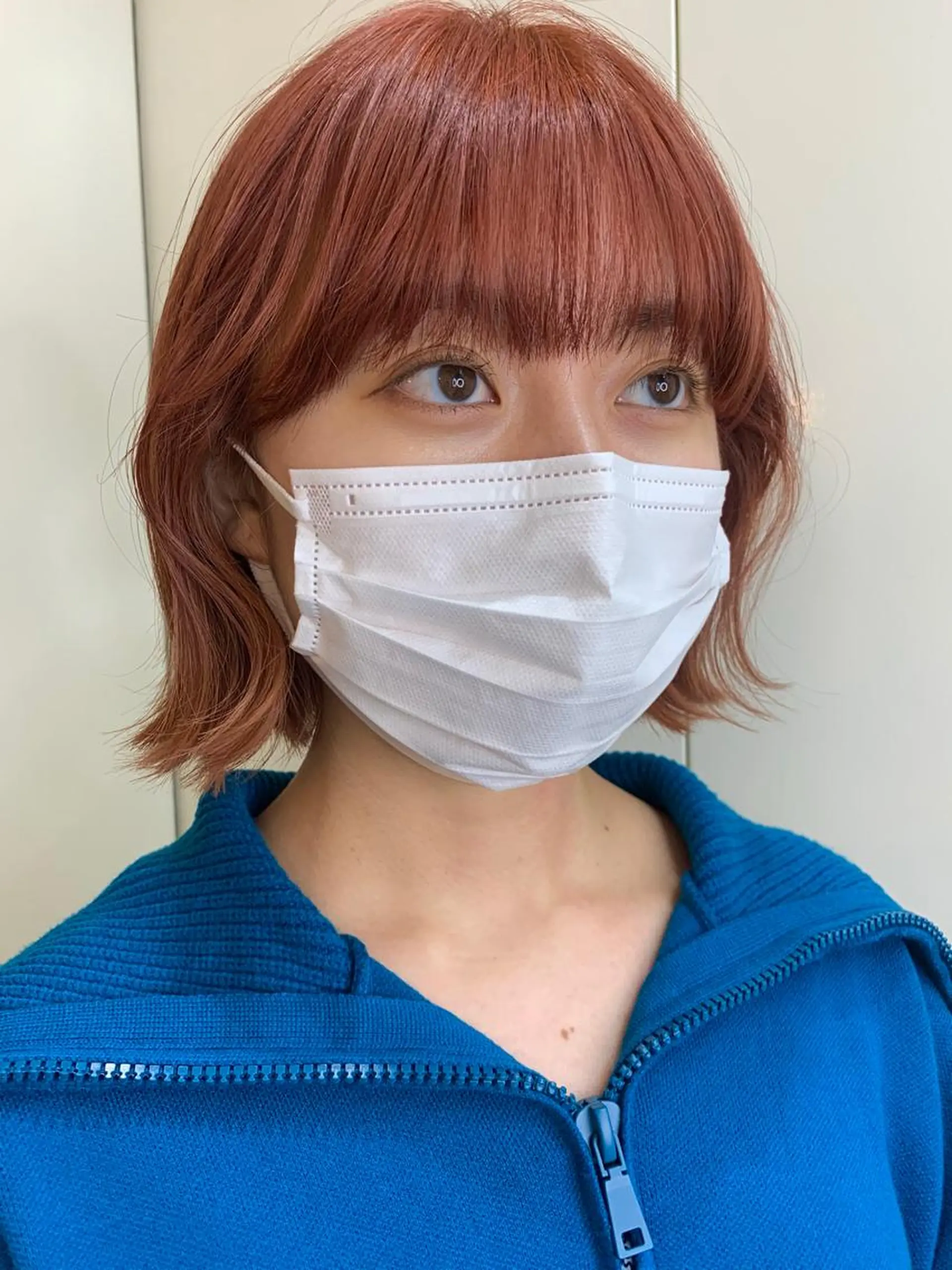 ショート カラー ベージュカラー ブリーチ ブラウンカラー デザインカラー ダブルカラー ヘアカラー 桃果 momokaのヘアスタイル