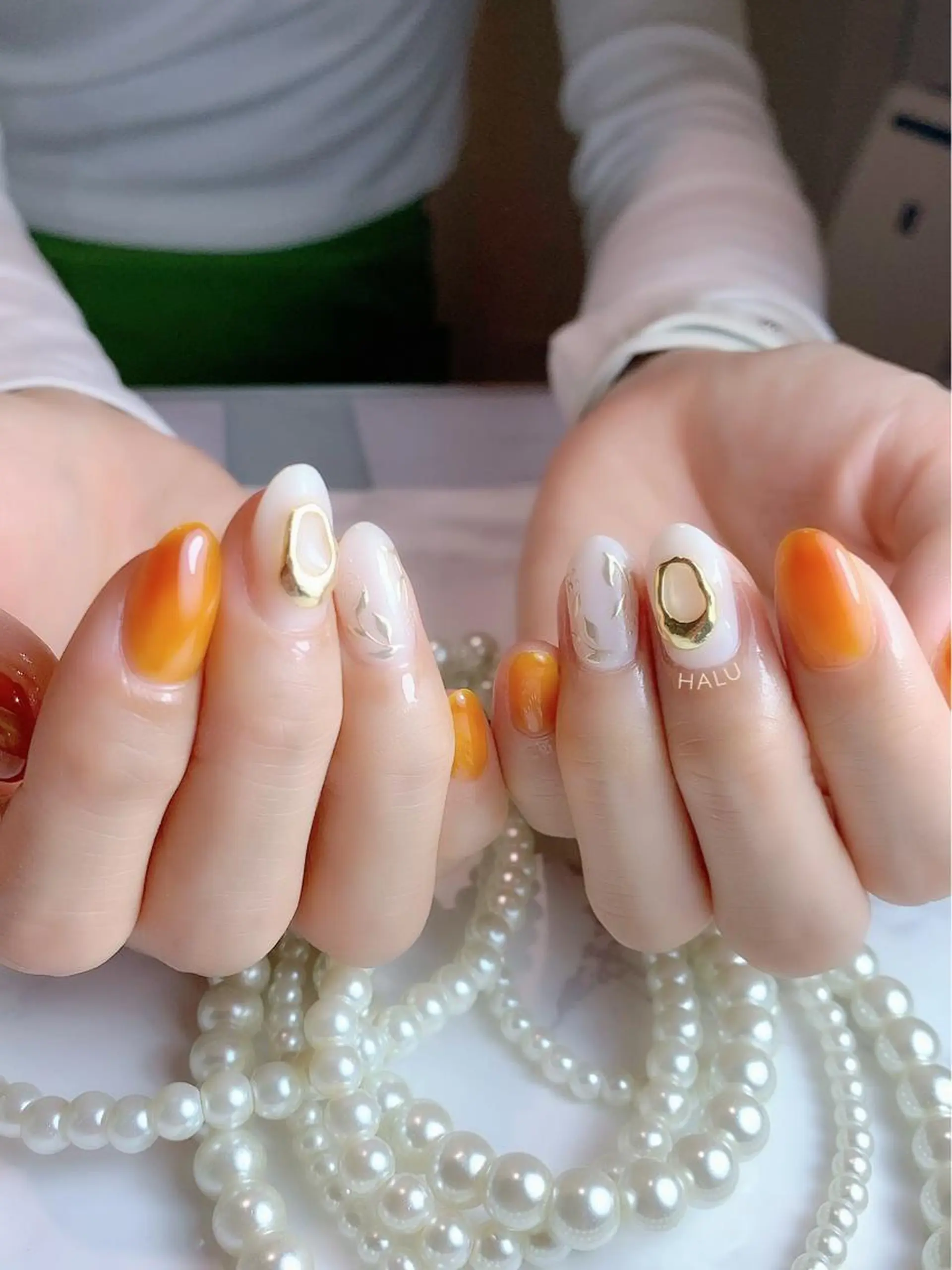 ネイル ニュアンスネイル オレンジ HALU ハルのネイルデザイン