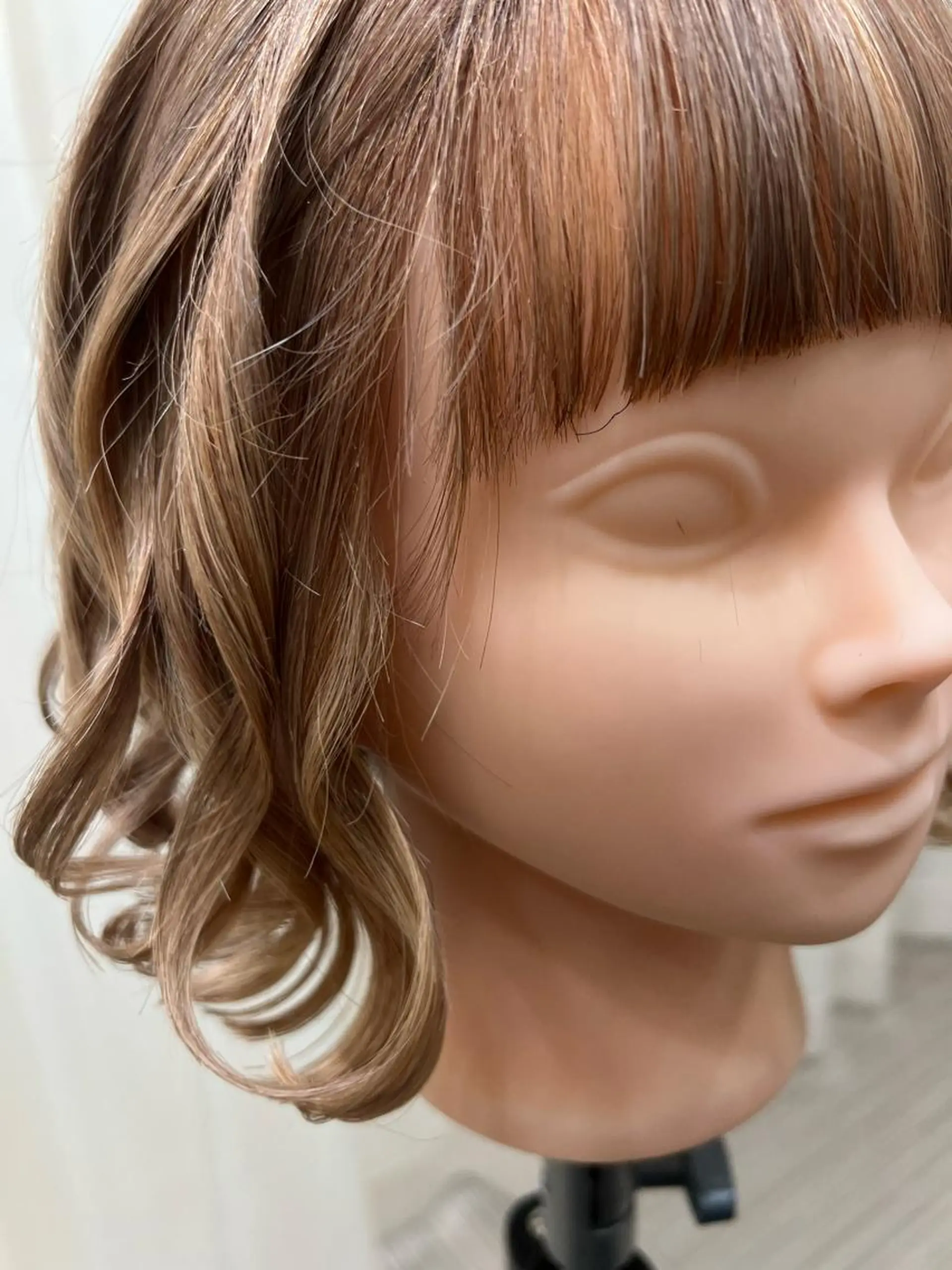 ミディアム カラー narumi .のヘアスタイル