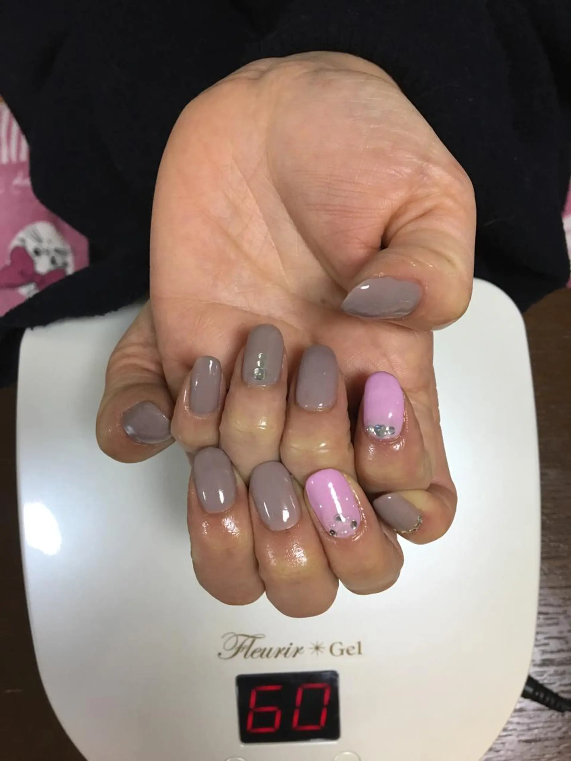 ネイル シンプルネイル ストーンネイル KuReIo nailのネイルデザイン