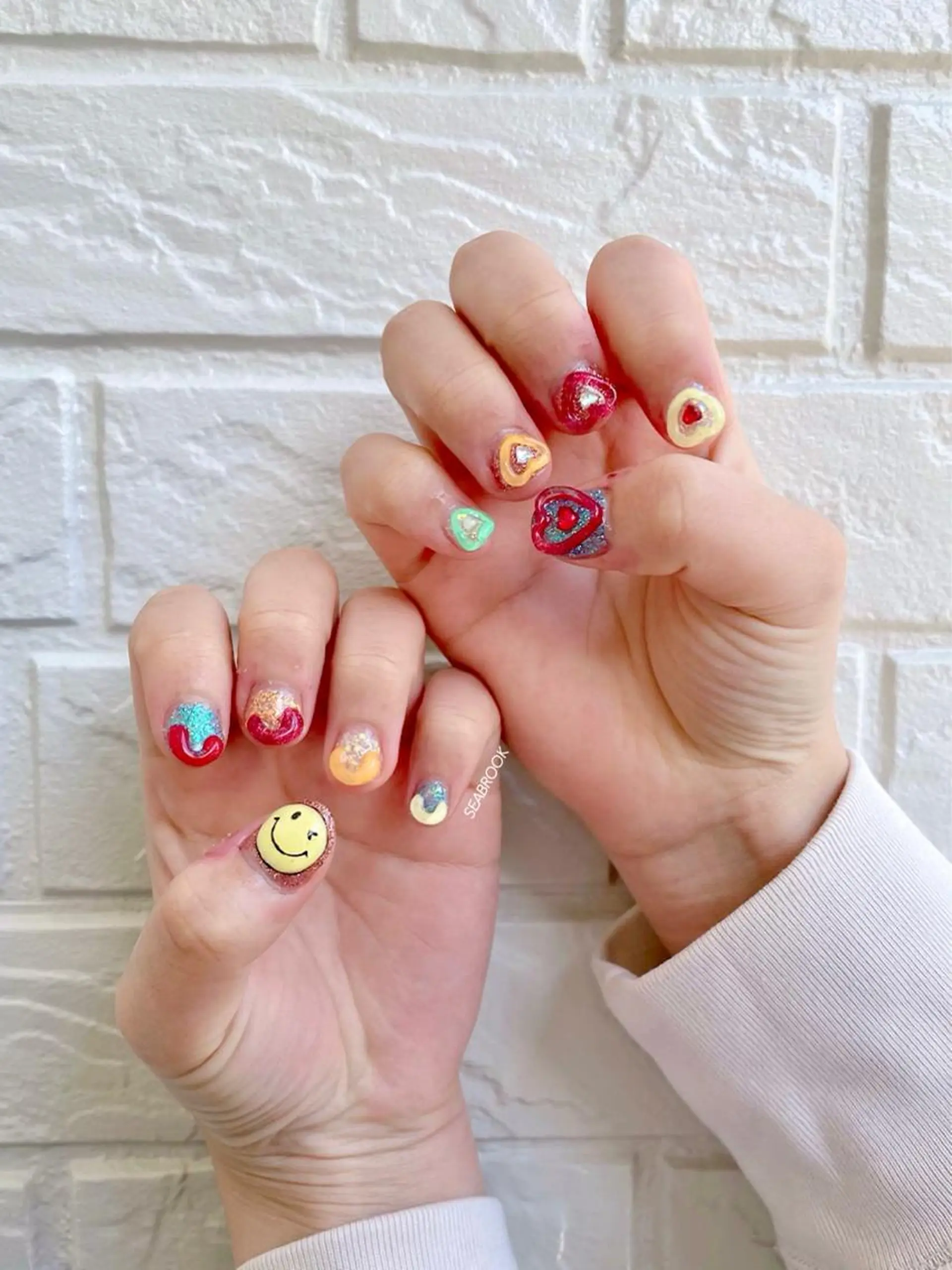 ネイル ハンドネイル 鈴木 奈穂子のネイルデザイン