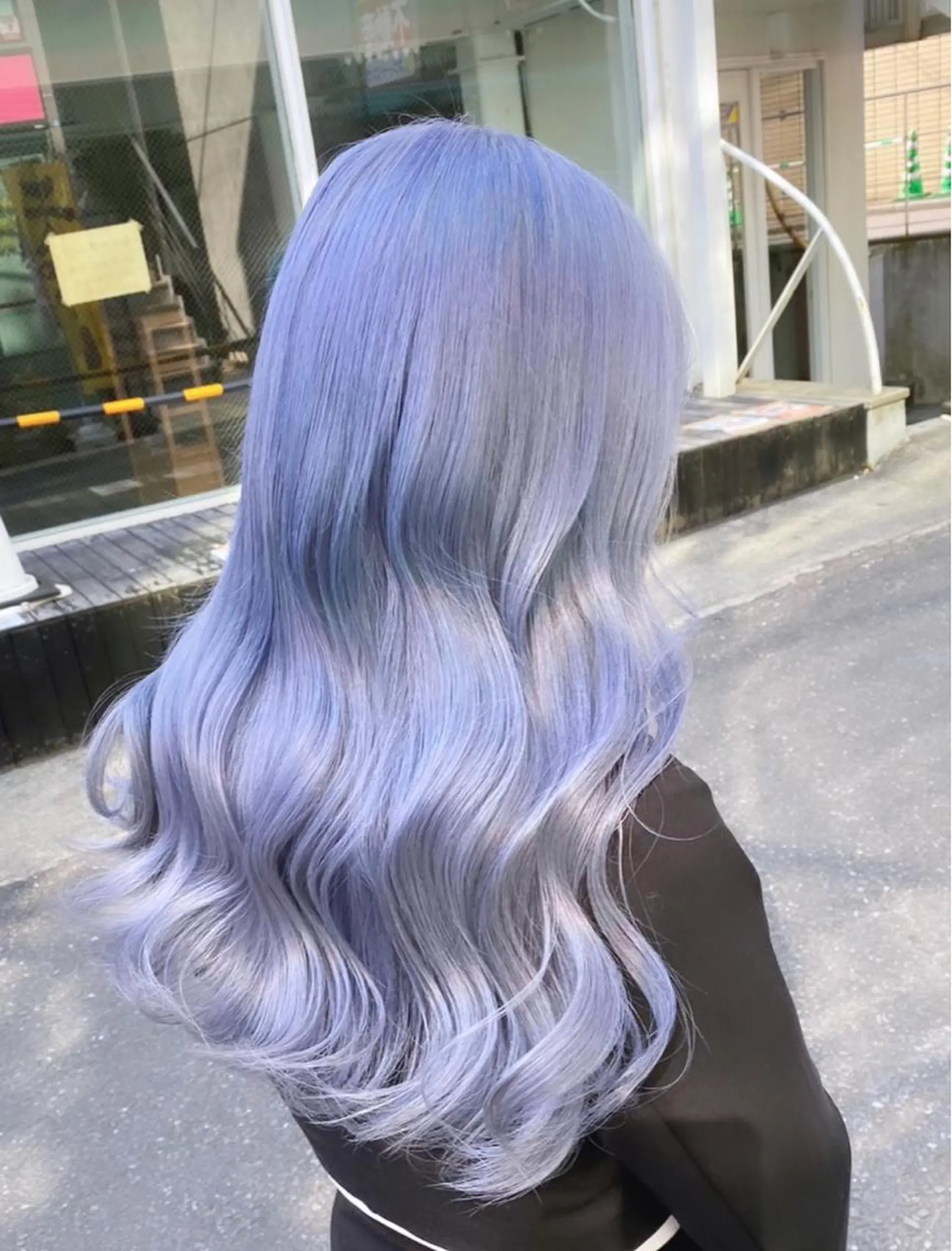 セミロング カラー パーマ ヘアアレンジ メンズ キッズ ネイル マツエク・マツパ アイブロウ ラベンダーカラー ホワイト ヘアカラー トリートメント ヘアセット ハイトーンNo.1 👩🏼NaGiSaのヘアスタイル