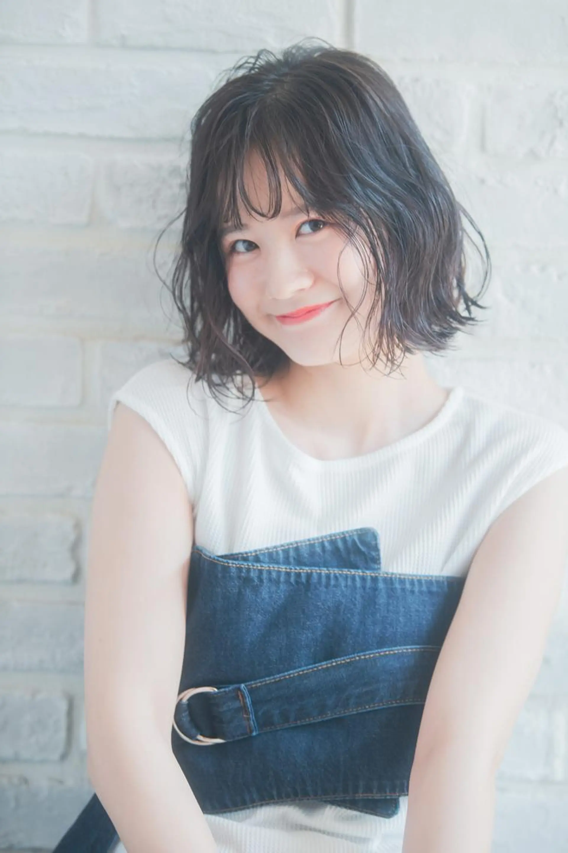 ミディアム カラー パーマ ミディアムパーマ バレイヤージュ グラデーションカラー ハイライトカラー インナーカラー 増子 幹樹のヘアスタイル