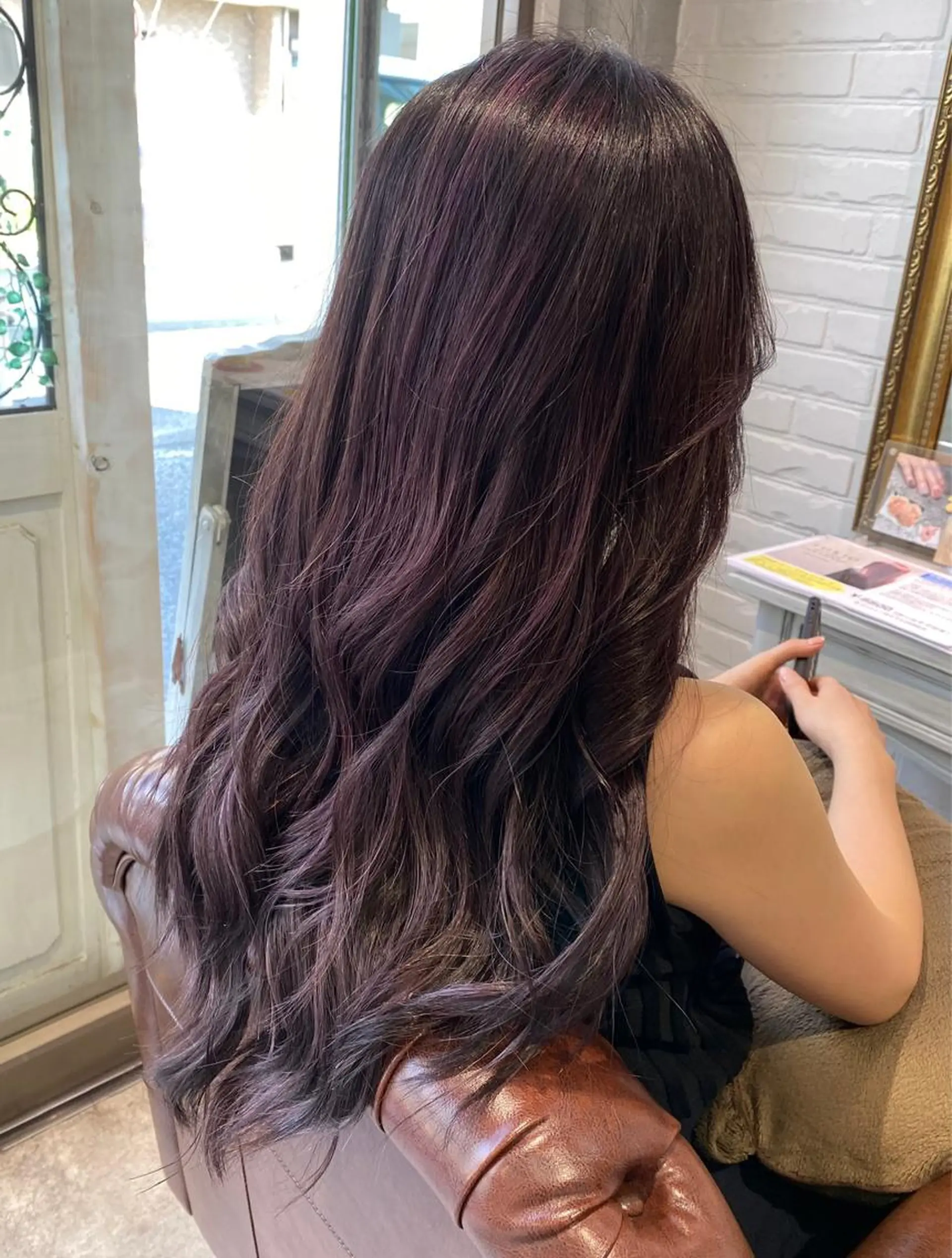 ロング カラー ハイライトカラー ラベンダーカラー ハイライト ロング ヘアカラー トリートメント Renatus店長 金子裕美のヘアスタイル