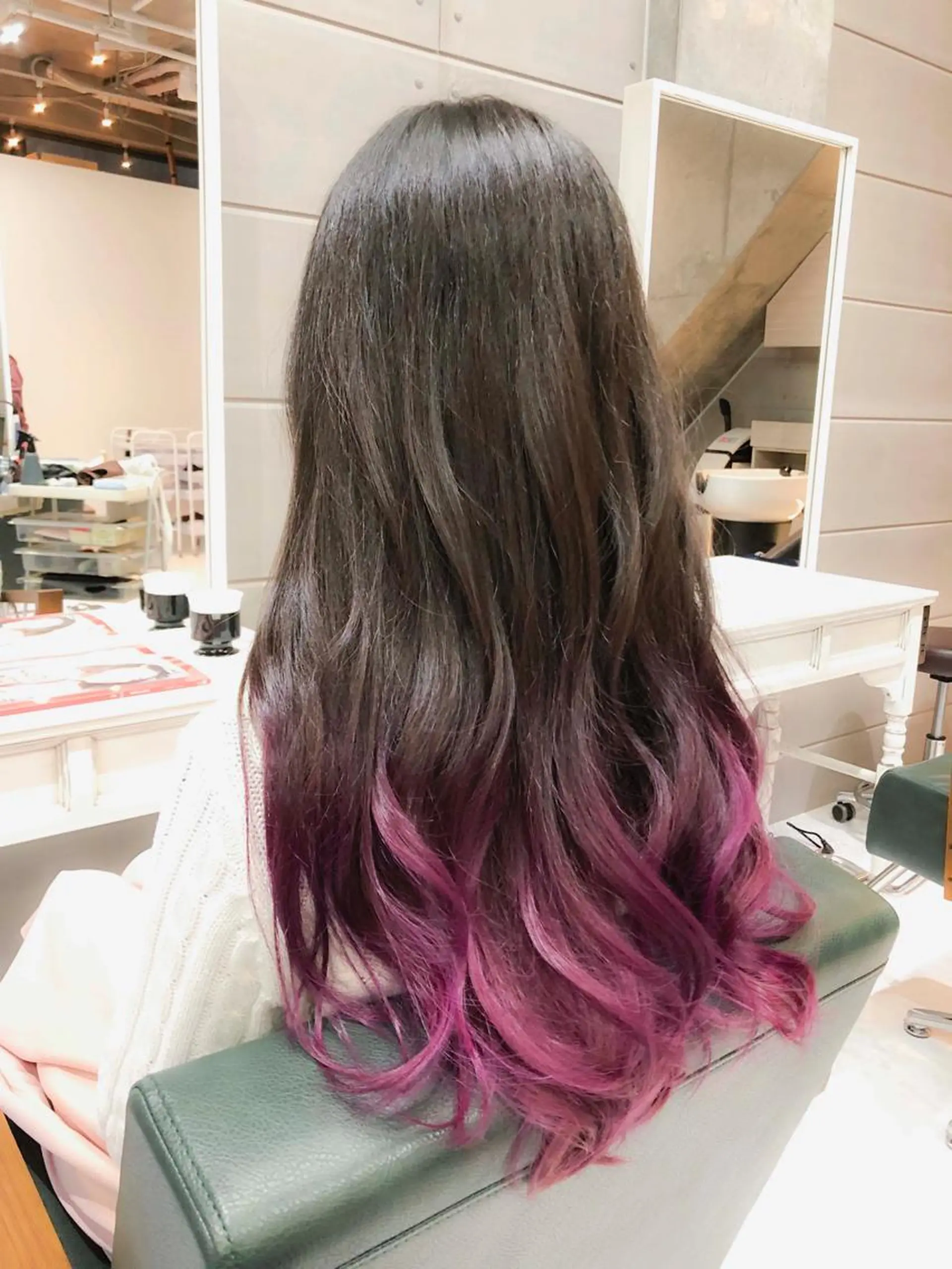 ロング カラー Days 透明感カラーのヘアスタイル