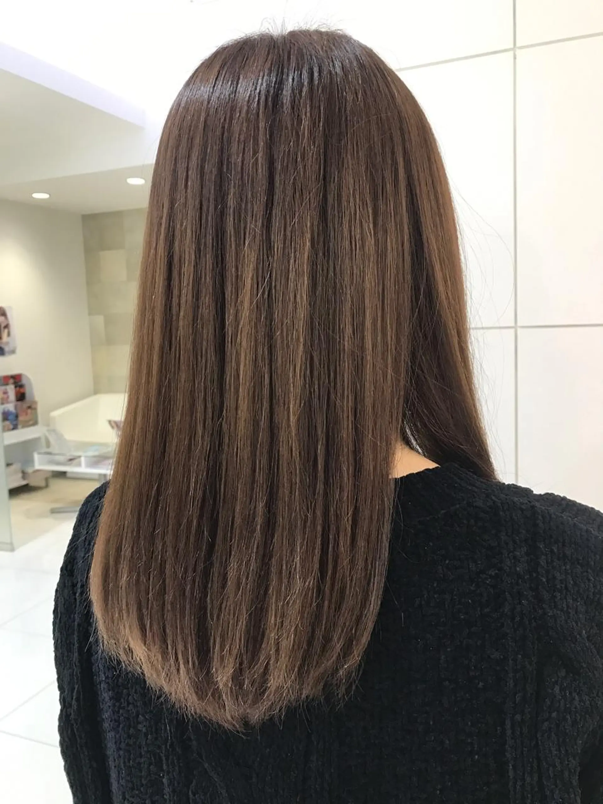 セミロング カラー 田中 あかねのヘアスタイル