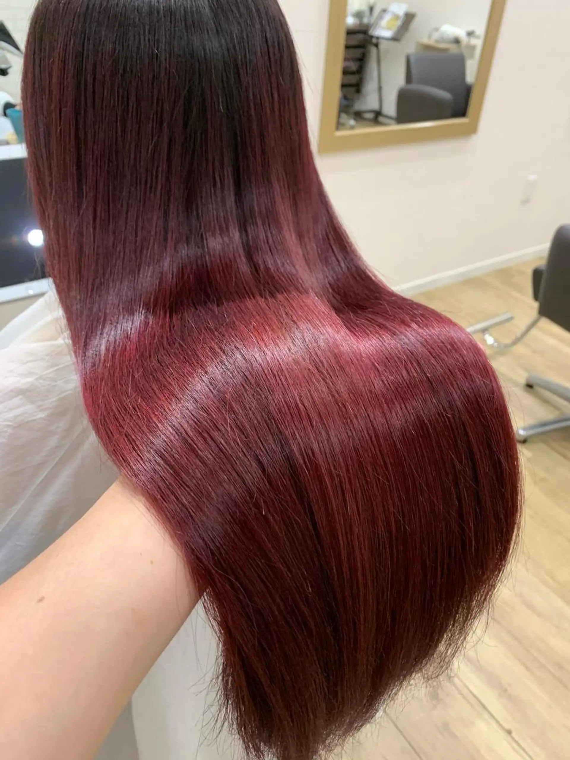 ロング radiant ラディアントのヘアスタイル