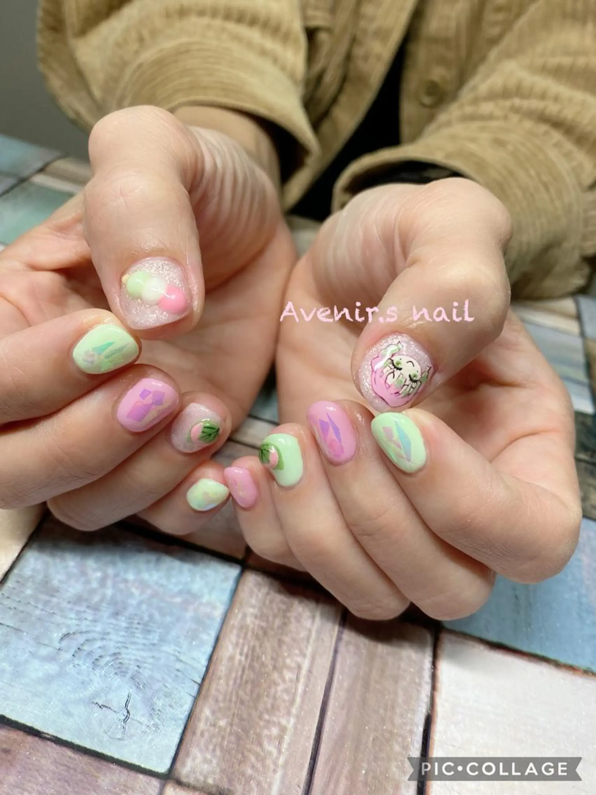 ネイル アートネイル Home Salon Avenir.のネイルデザイン