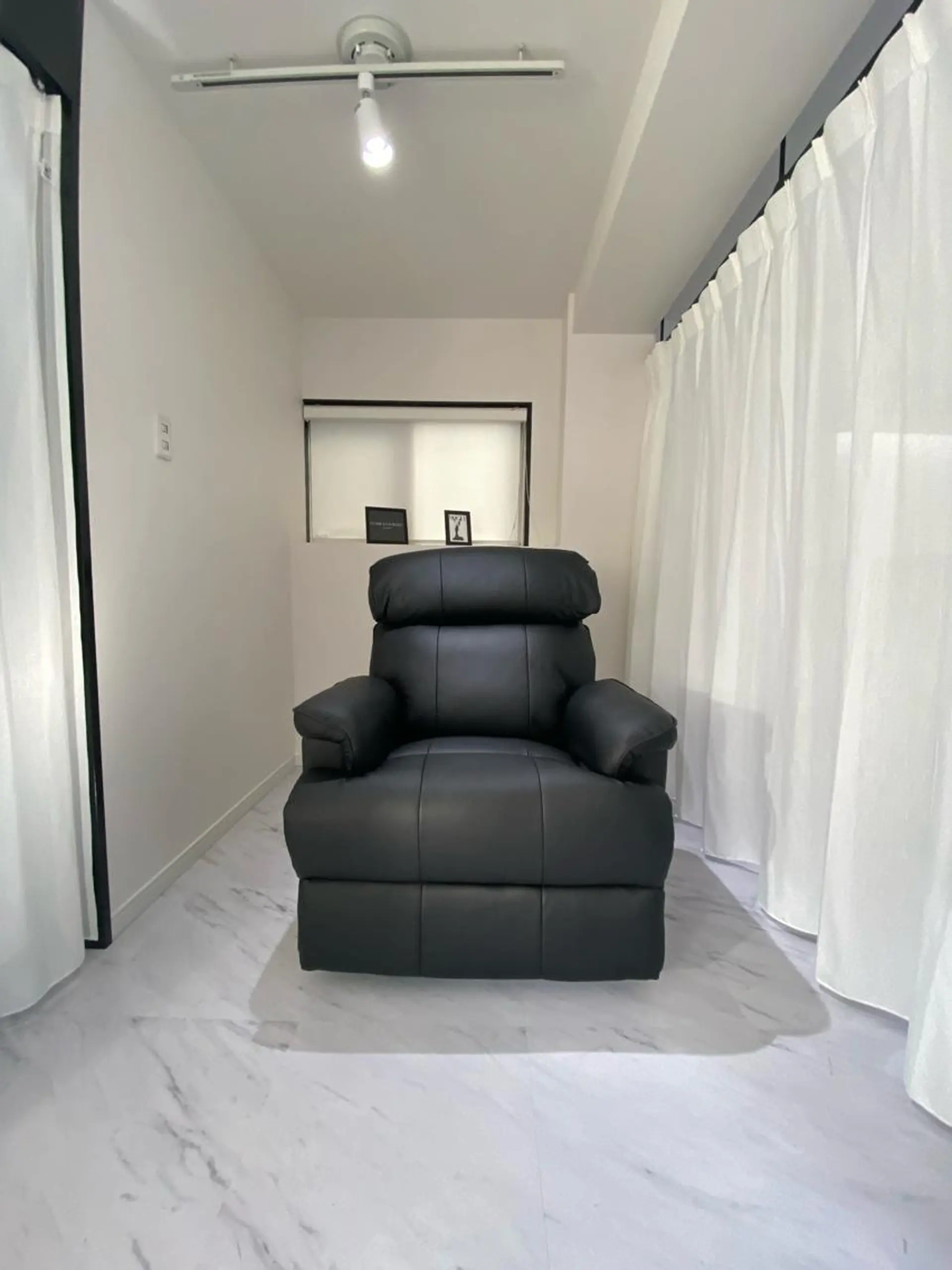 アイブロウ ハリウッドブロウリフト 眉毛ワックス脱毛 眉毛アイブロウサロン LUMICIA天神の眉毛・アイブロウイメージ