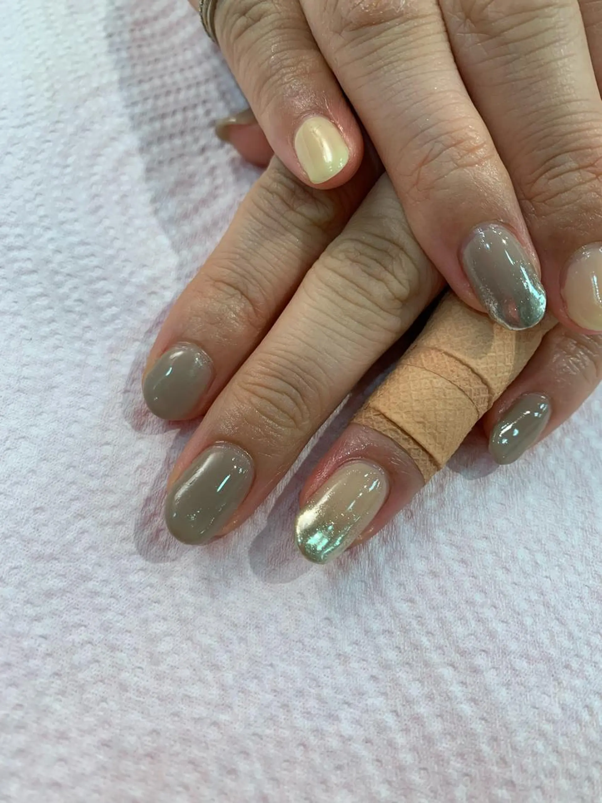 ネイル ウスイマイコ カット/ケアカラーのヘアスタイル