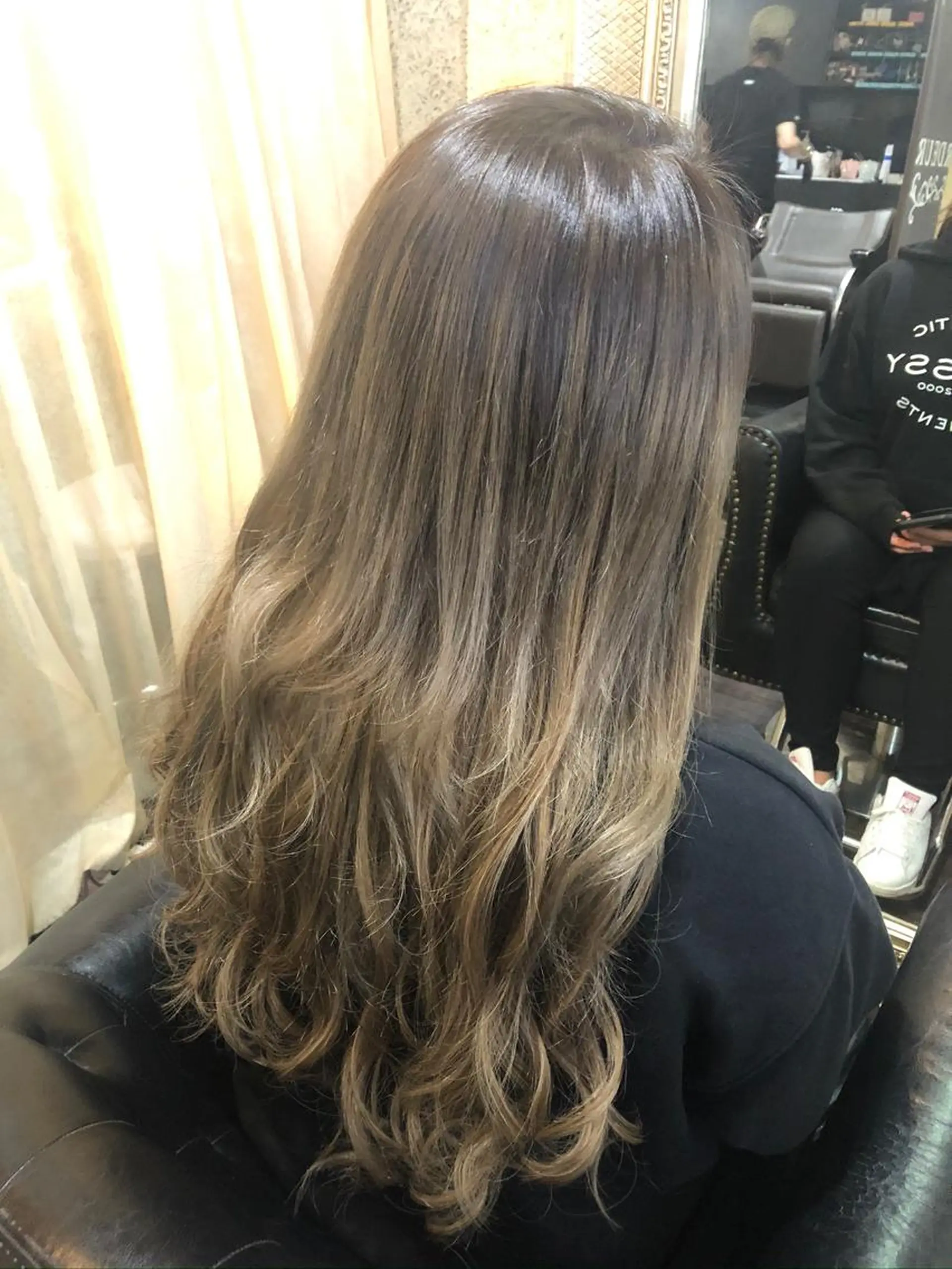 セミロング カラー ヘアアレンジ Femme woman所属・Femme ♡AIRIのヘアスタイル