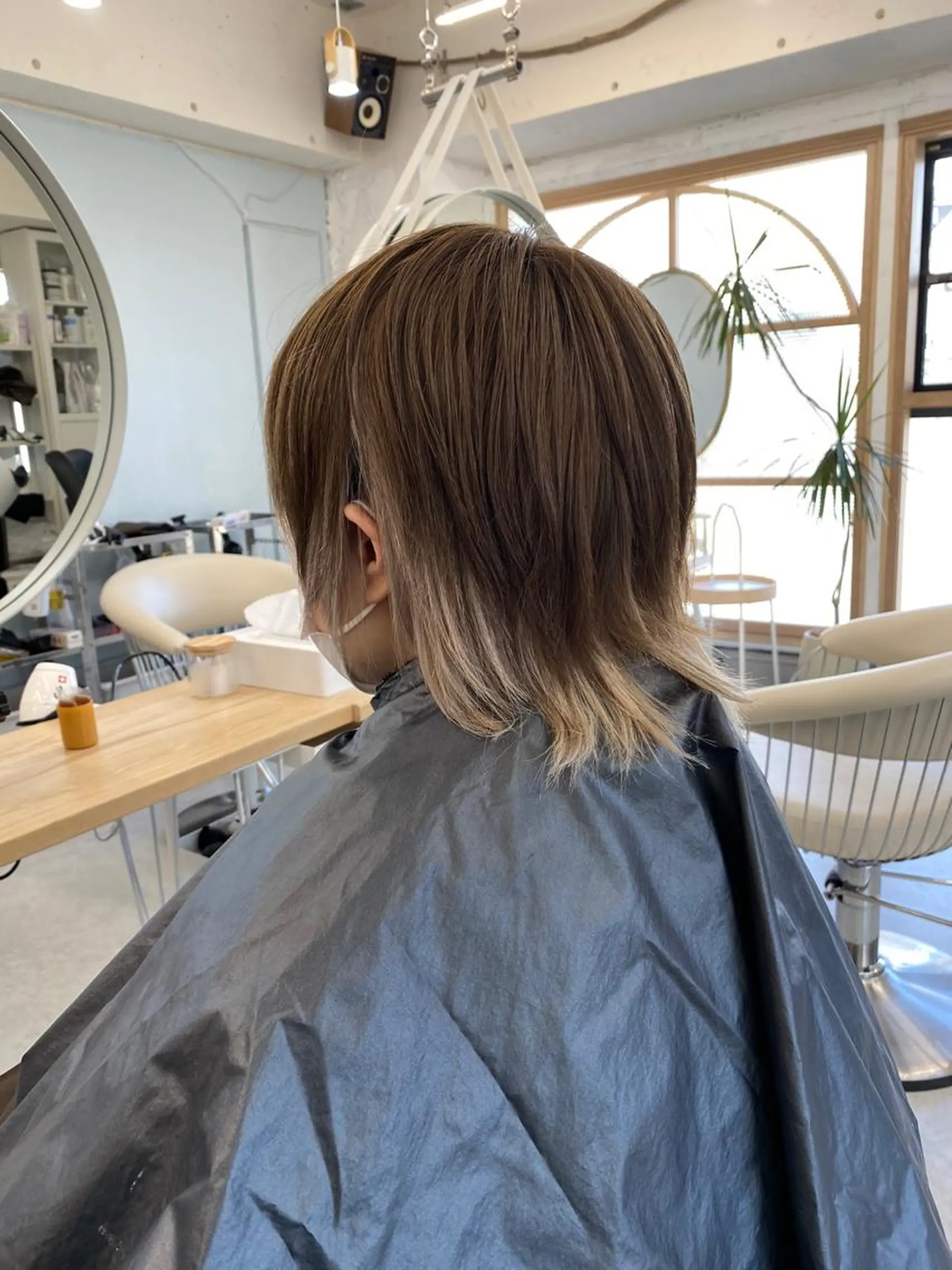 ショート カラー メンズ メンズインナーカラー インナーカラー soi所属・ケアブリーチ/ツヤ髪 /ハイトーン/西村のヘアスタイル