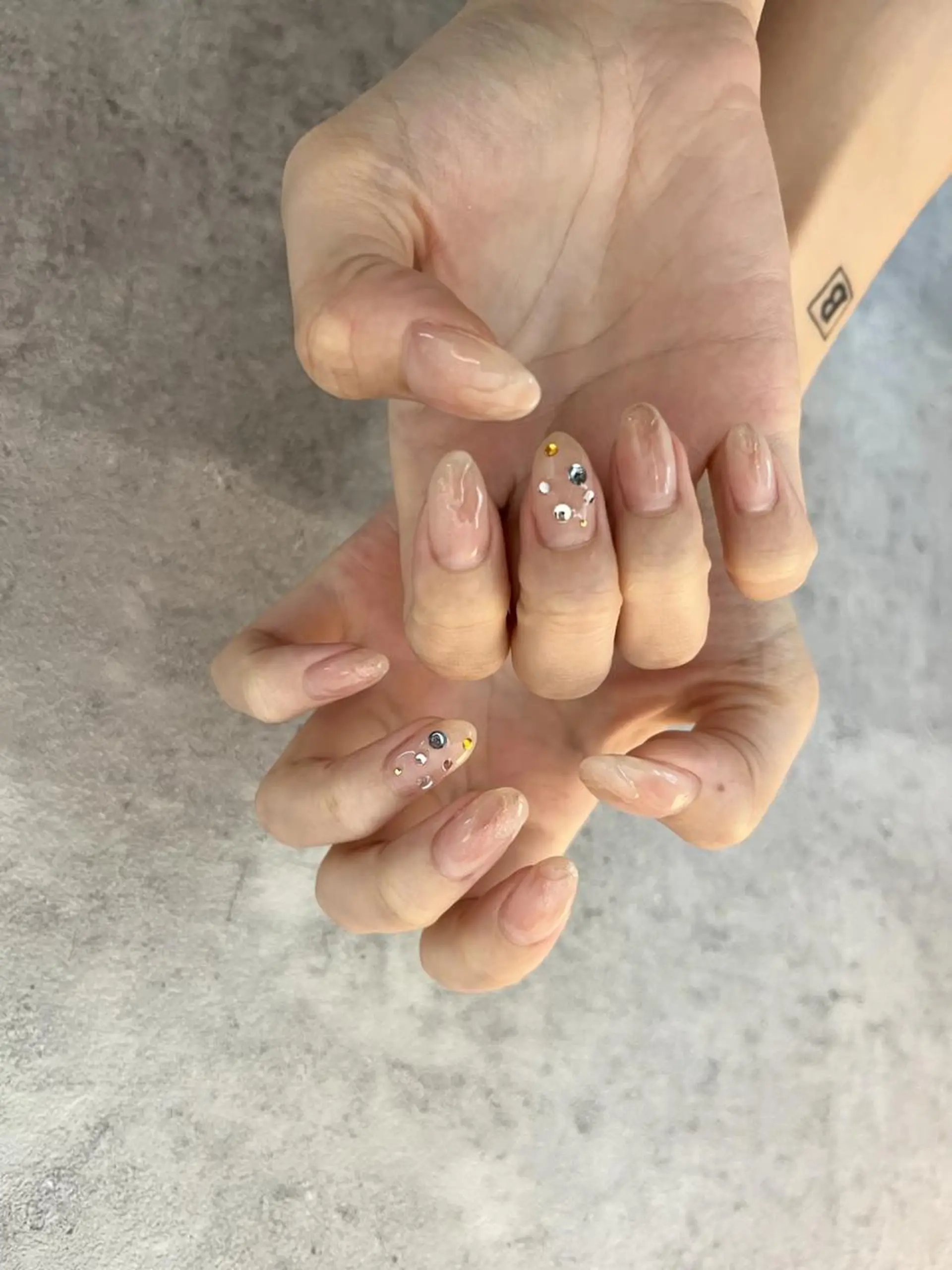 ネイル Ray. ちゅるん系ニュアンスのネイルデザイン