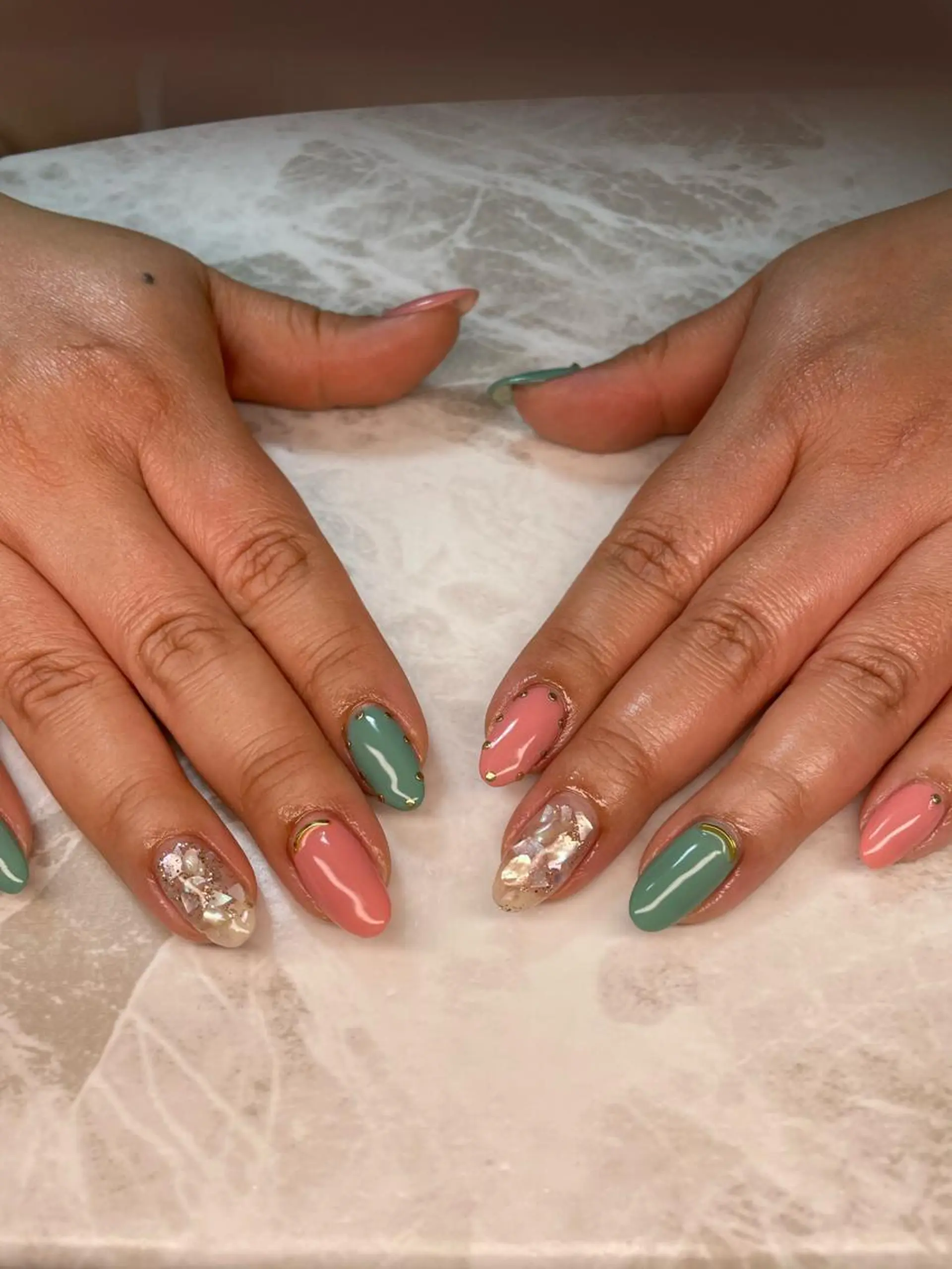 ネイル ハンドネイル YOUTH nails waxing所属・YOUTH natsumiのネイルデザイン