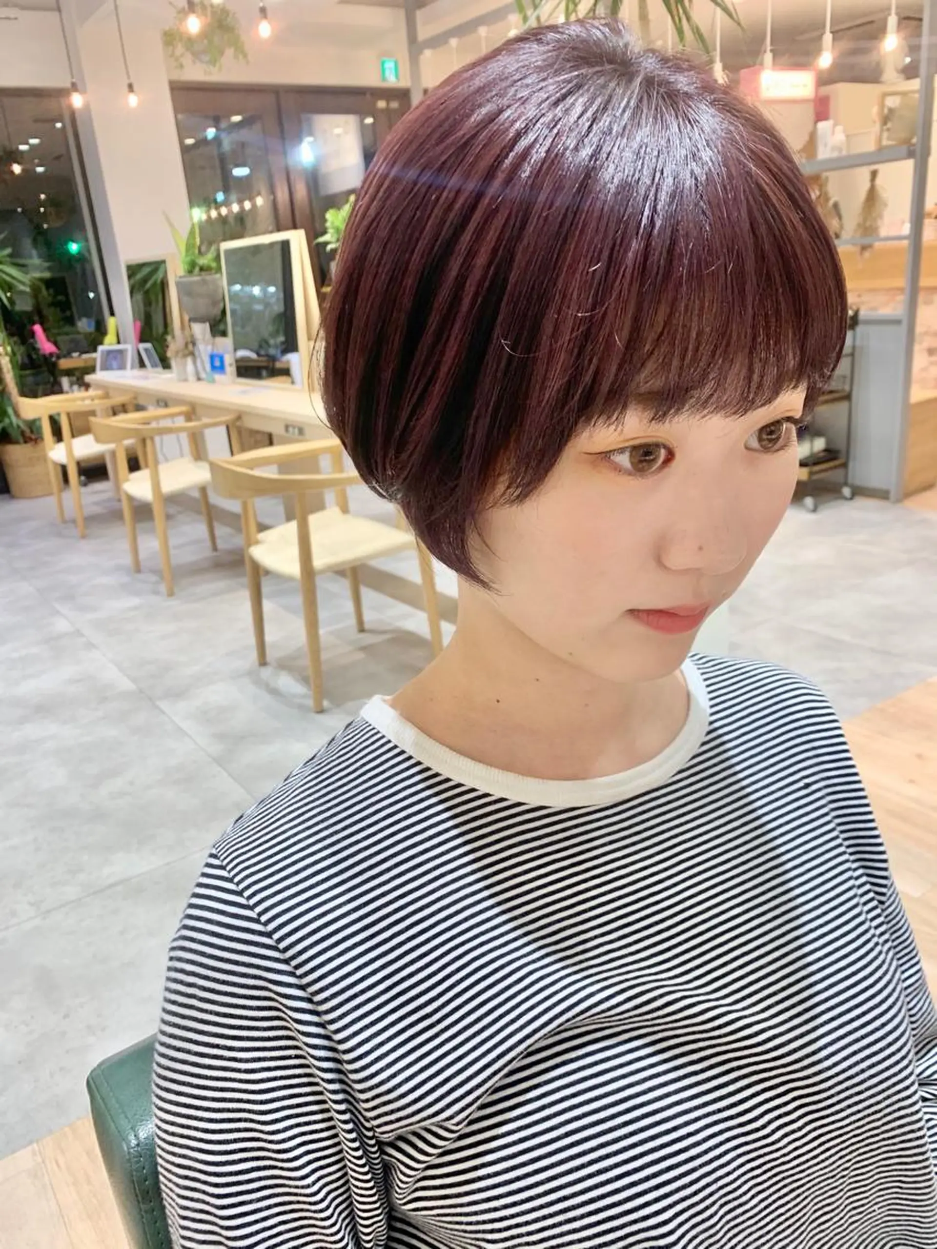 ショート カラー 吉原 由菜のヘアスタイル