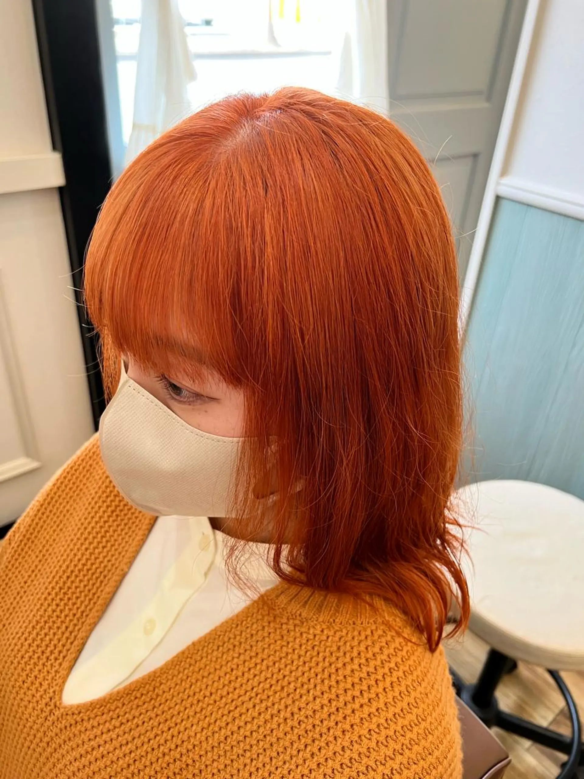 セミロング カラー オレンジ 🐰ハイトーンカラー 畠山　渡🐰のヘアスタイル