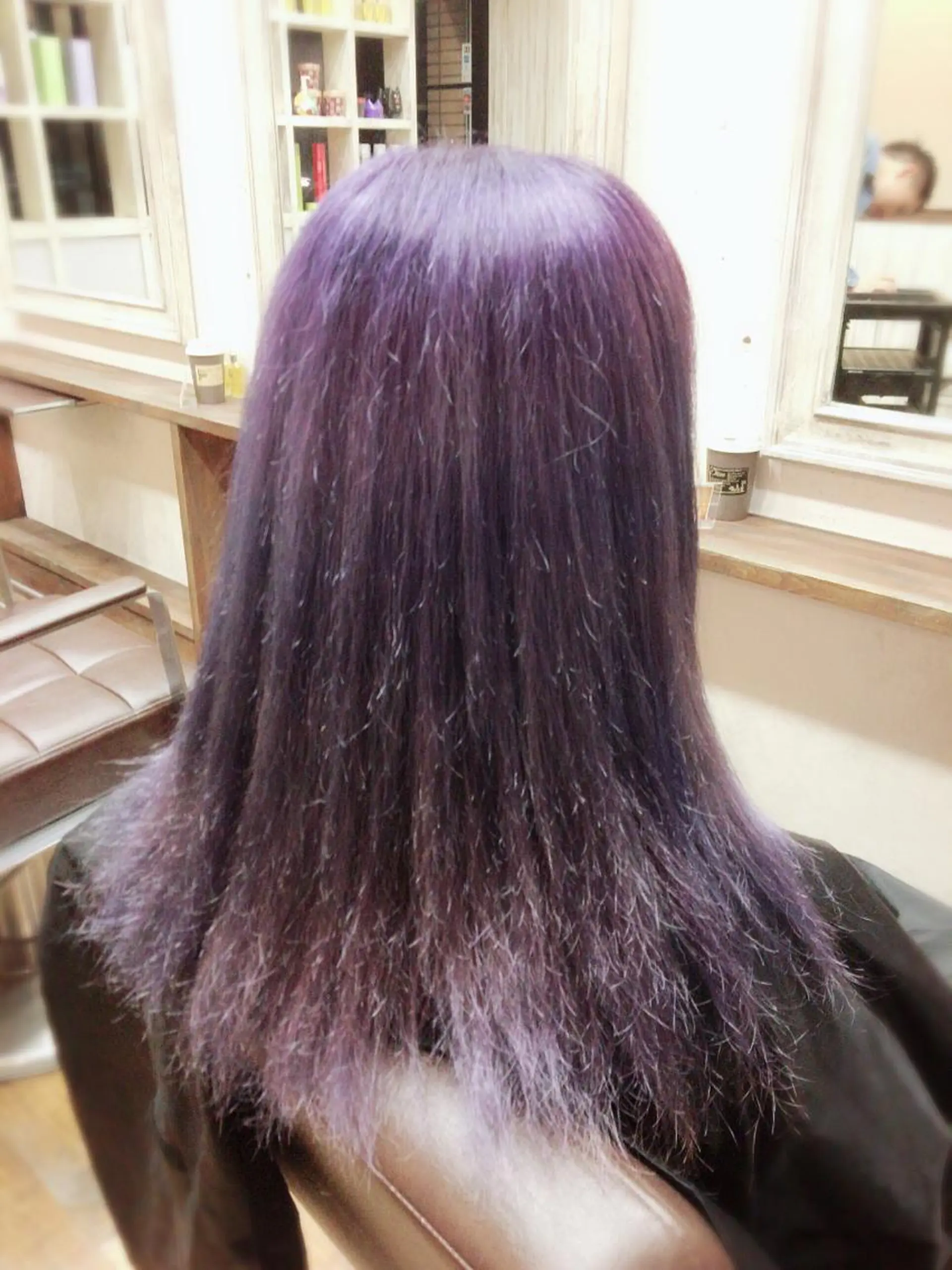 セミロング ケアブリーチ&シール エクステの店和田翔莉のヘアスタイル