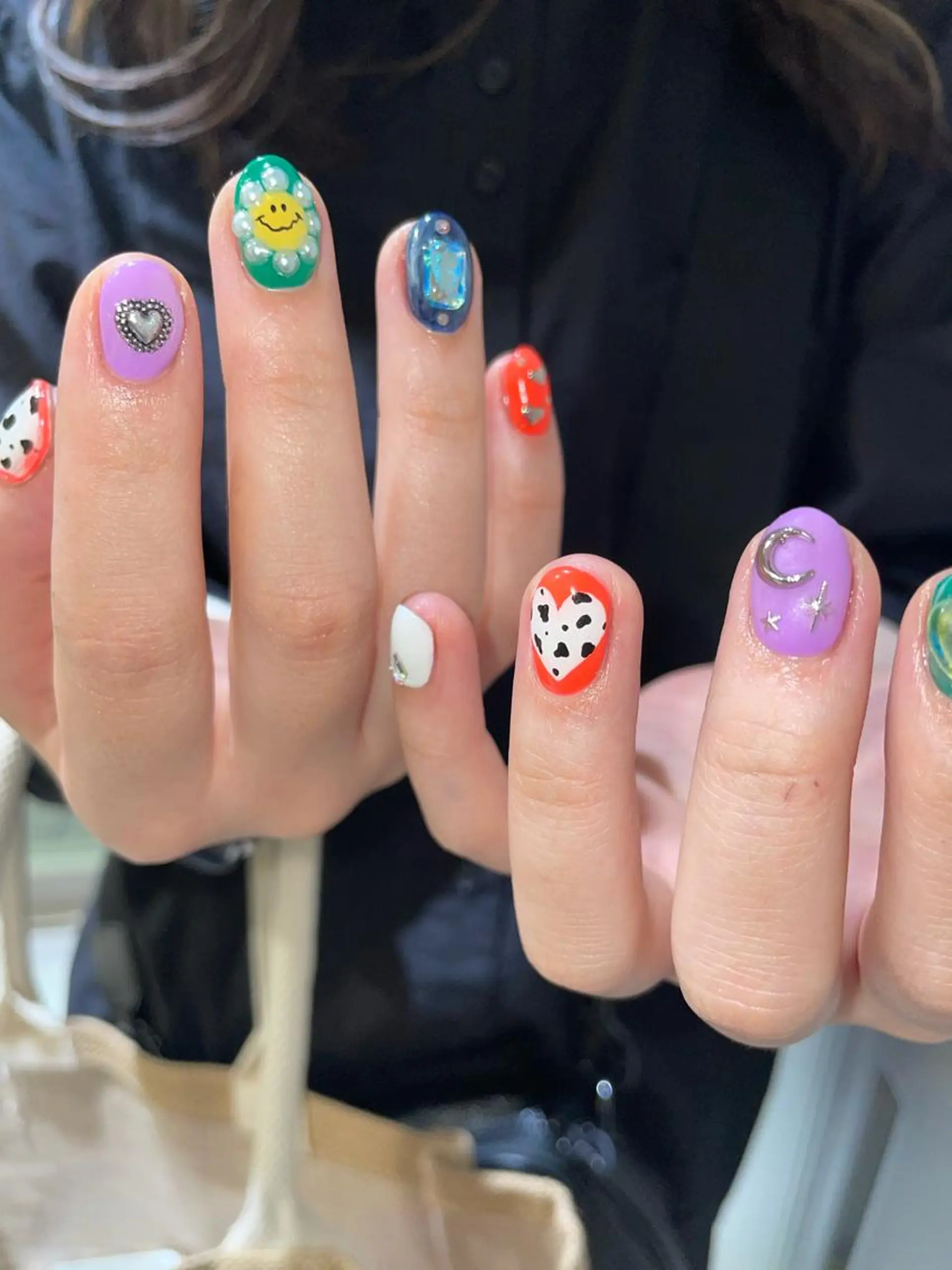 ネイル moca心斎橋所属・˚✧⁺⭐︎༚moca miyuu⁎⁺˳✧༚のネイルデザイン