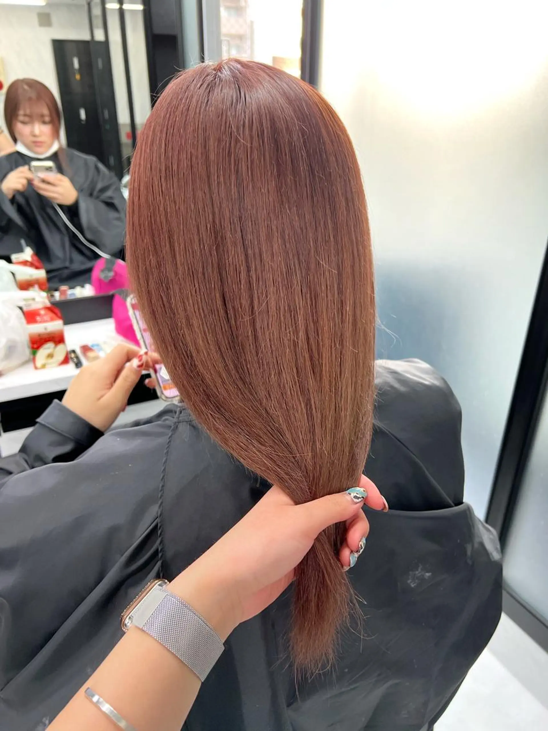 セミロング カラー シールエクステ ハイトーンカラー エクステ ヘアカラー トリートメント シールエクステ特化 ハイトーン、NANAのヘアスタイル