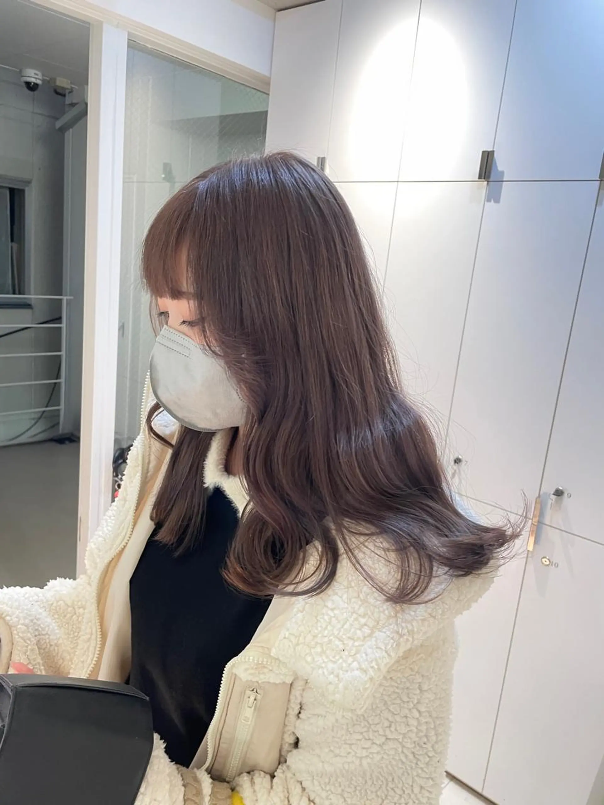 ロング カラー ヘアアレンジ ベージュカラー ラベンダーカラー ラベンダーベージュ ヘアカラー トリートメント ヘッドスパ ヘアセット 艶髪✨寒色カラー✨ 翁長孝輔のヘアスタイル