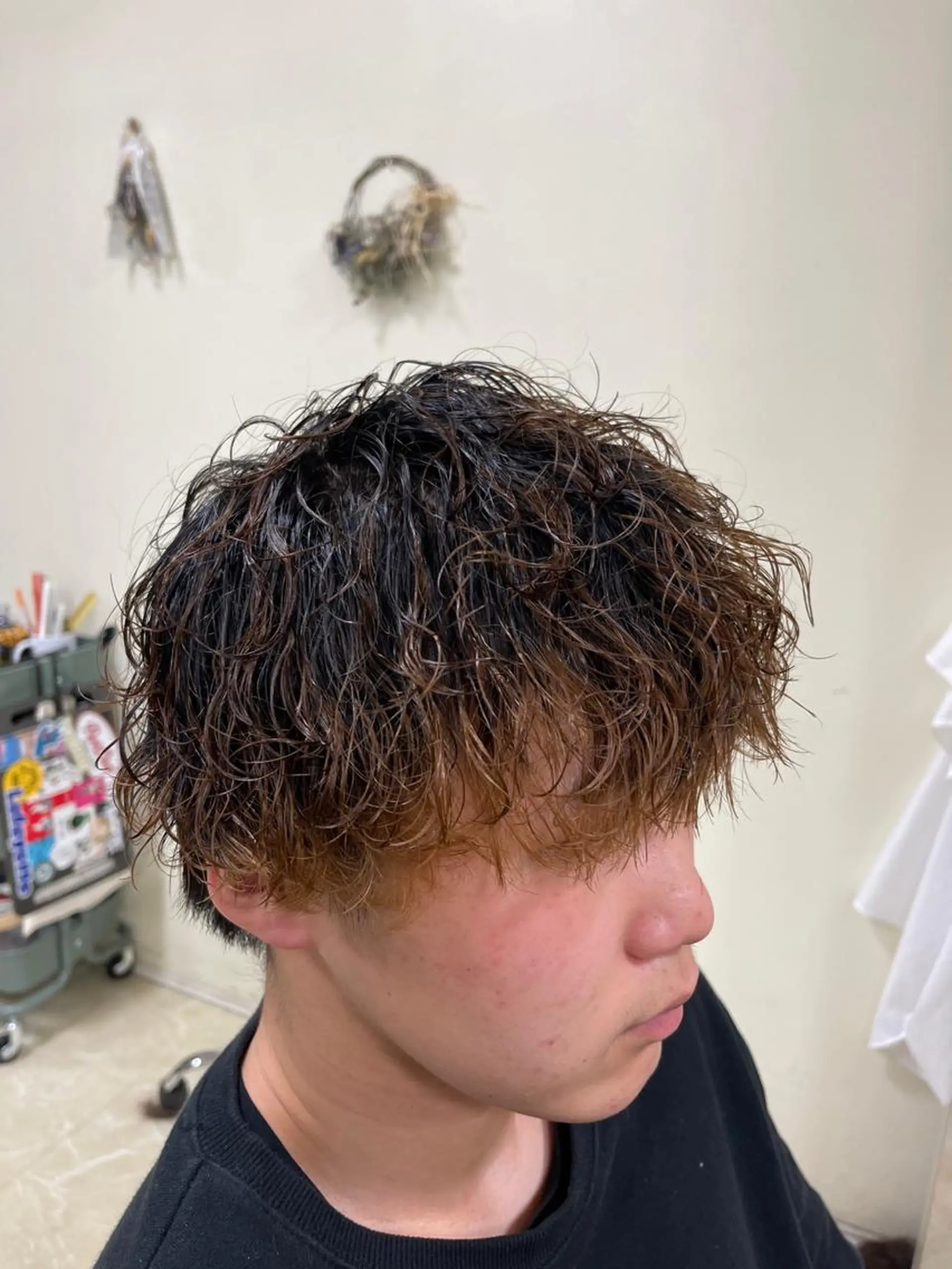 パーマ メンズ メンズパーマ 波巻きパーマ CARE SHINSAIBASHI所属・縮毛・酸性ストレート 専門 今井のヘアスタイル