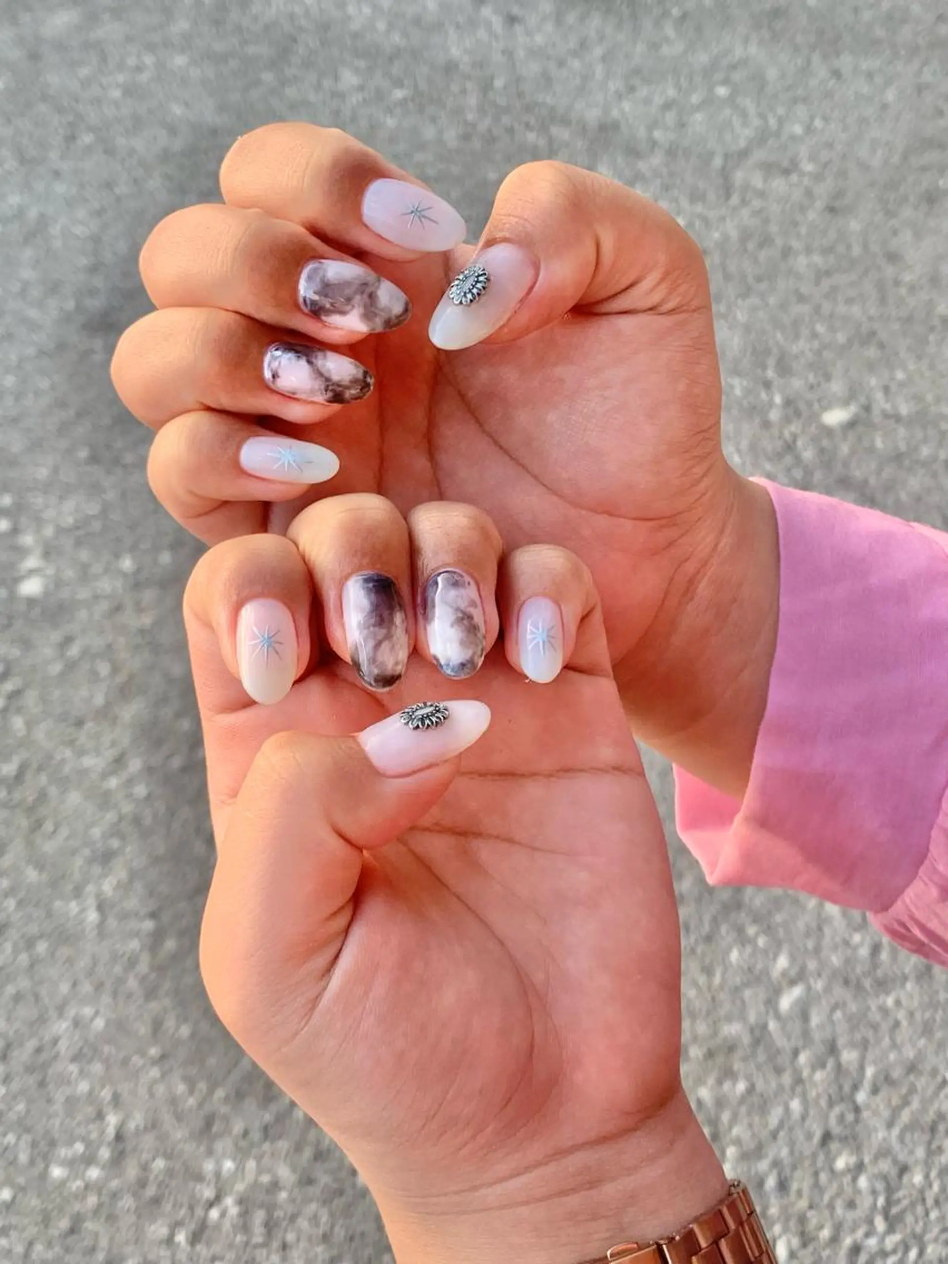 ネイル うるま市サロン Yuko Izawaのネイルデザイン