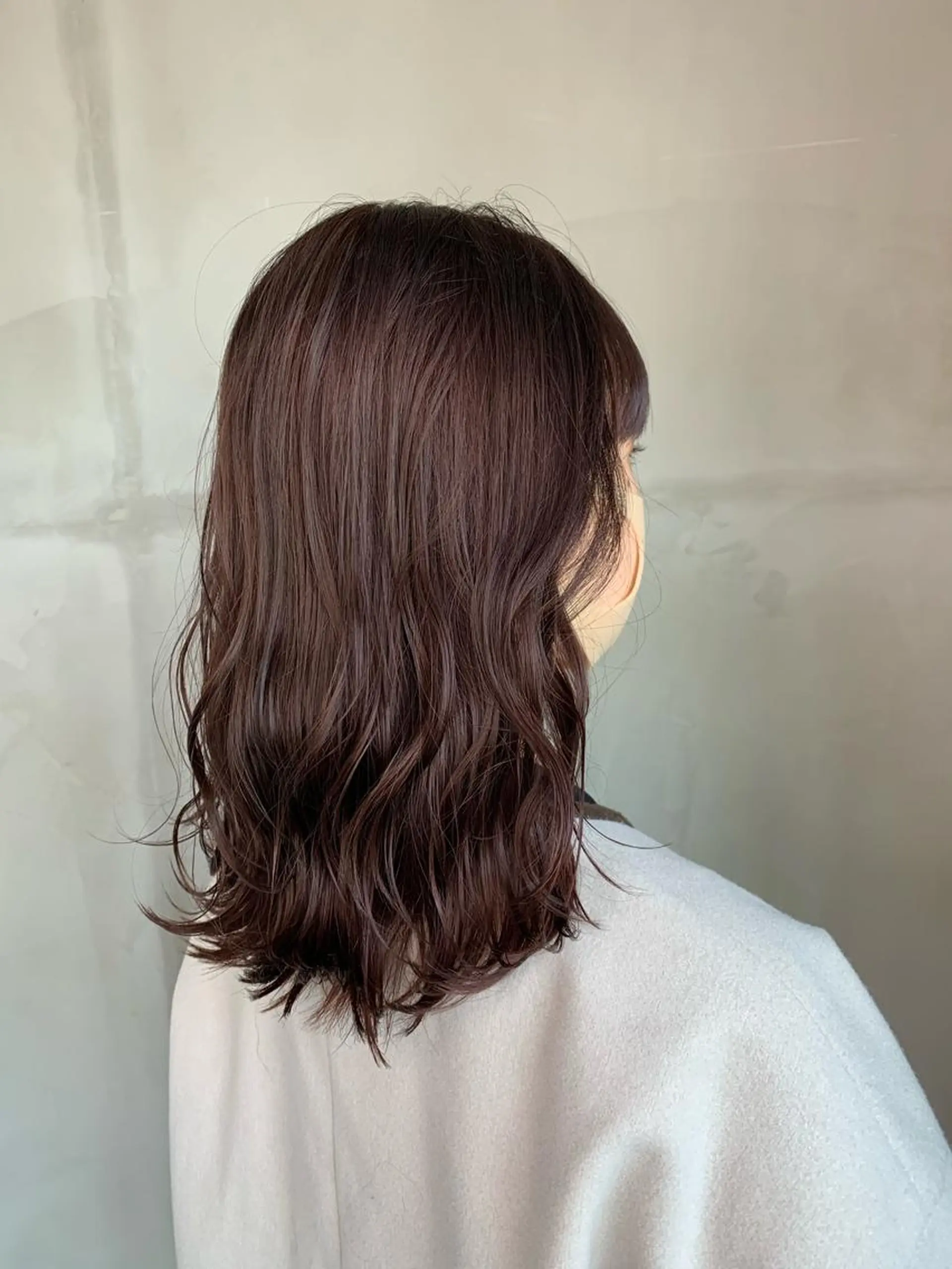セミロング カラー アッシュ バレイヤージュ ベージュカラー ブロンド ブルーカラー ヘアカラー レイヤーカット/ 艶カラー/RYOMAのヘアスタイル