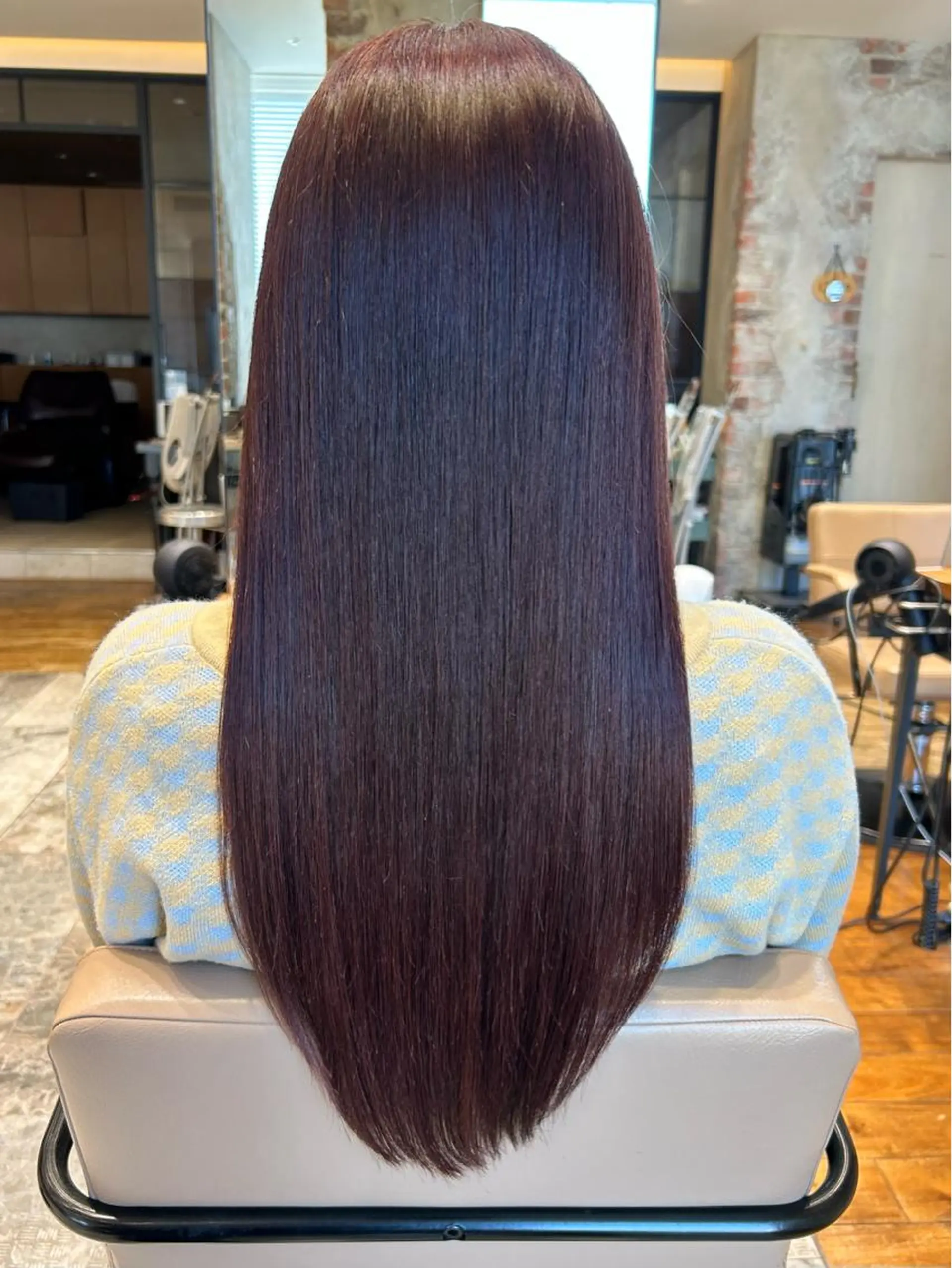 ロング カラー パーマ ブリーチ ケアブリーチ ダブルカラー イヤリングカラー ハイライトカラー カット ヘアカラー 縮毛矯正 トリートメント 新宿✨顔周りカット 韓国ヘア/坂本亜裟海のヘアスタイル