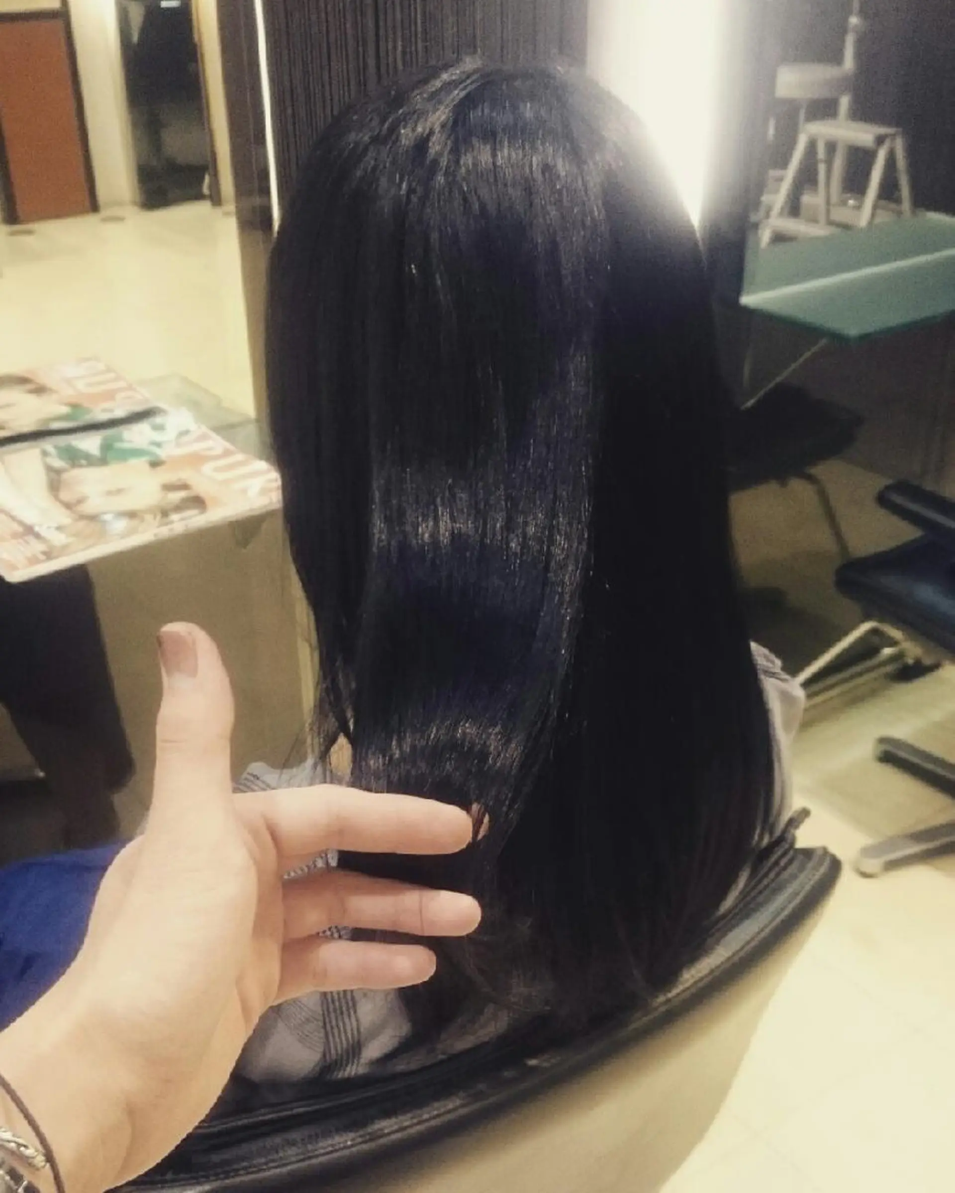 セミロング カラー ブルーカラー ブルージュ - -のヘアスタイル