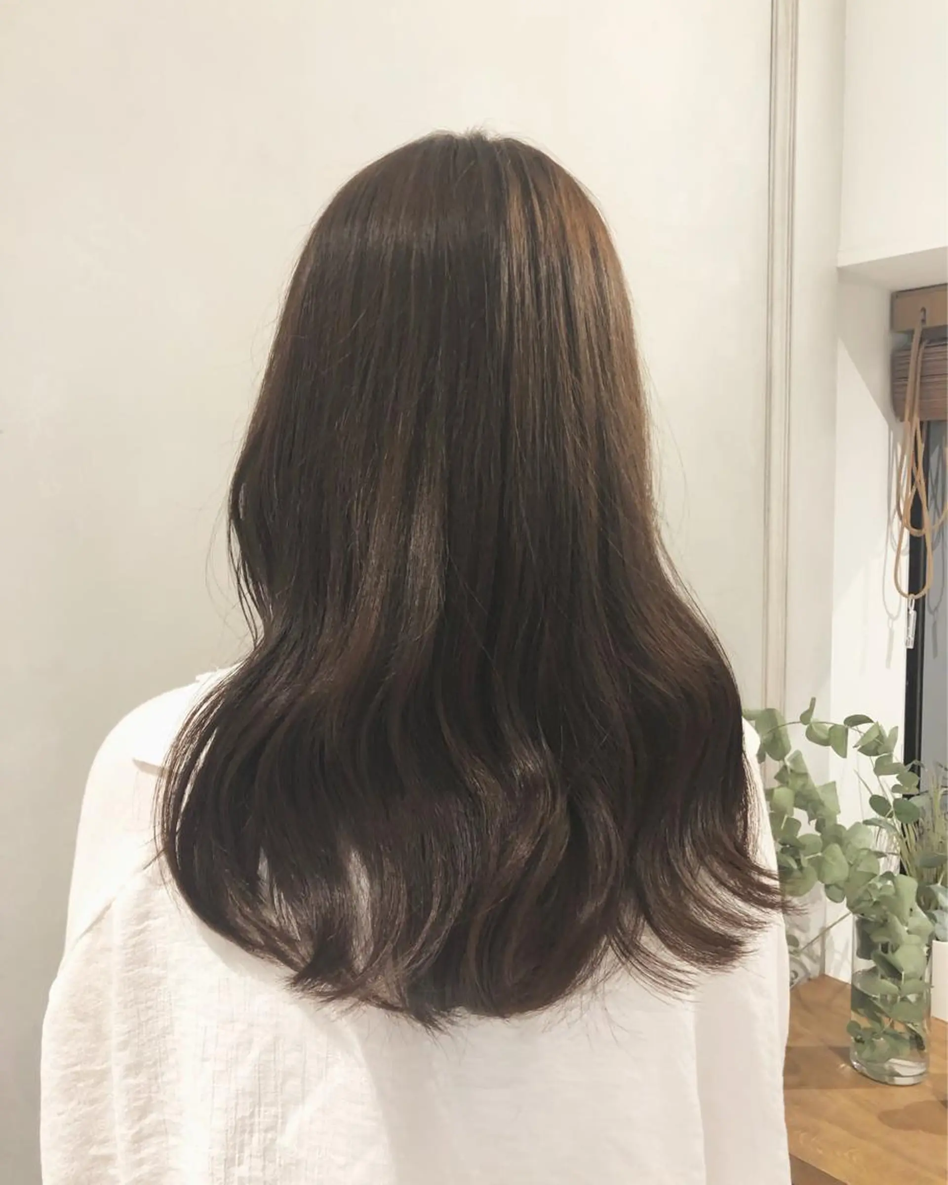 セミロング ボブ/縮毛矯正/ レイヤー/塚田のヘアスタイル